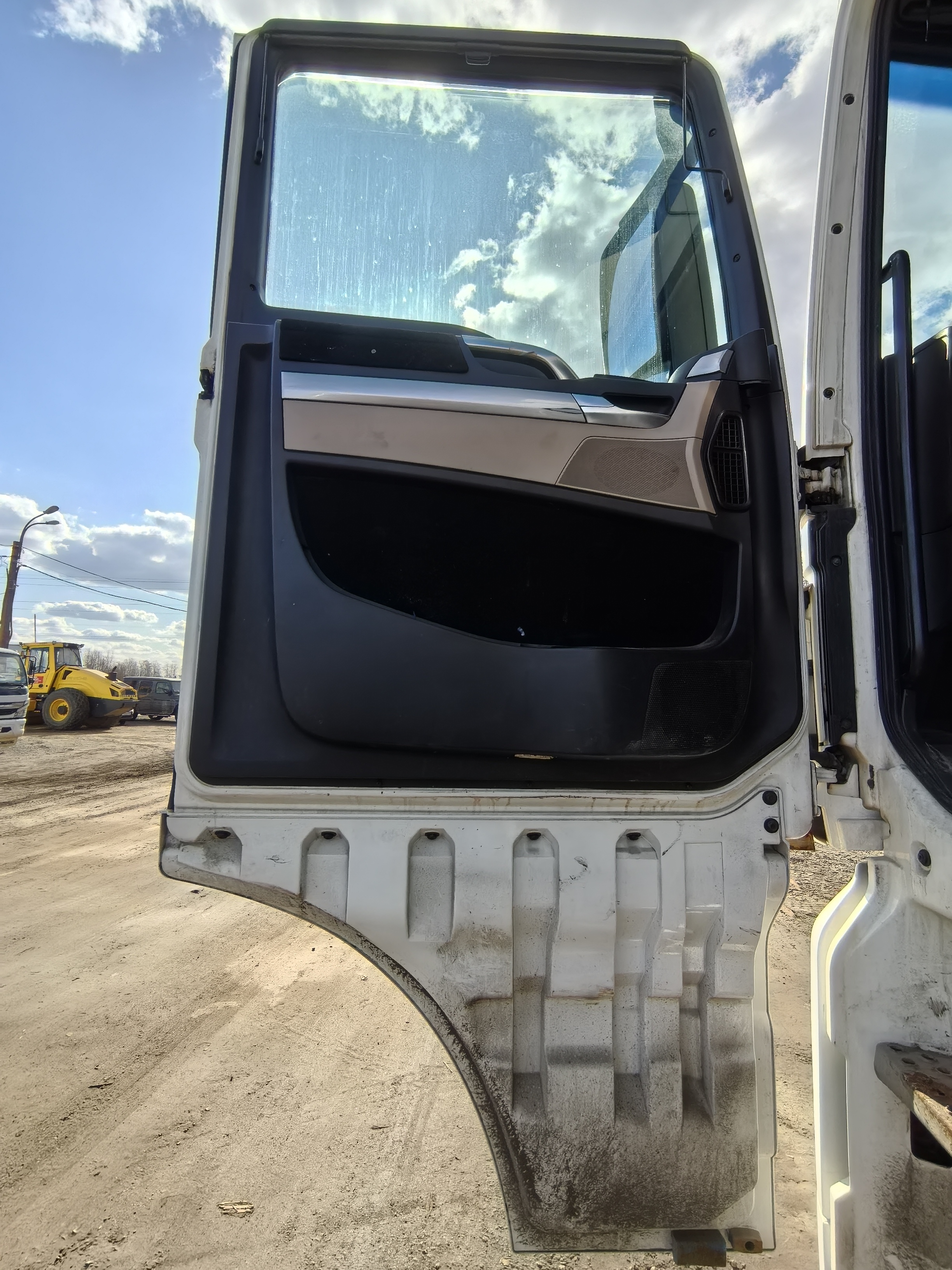 MAN TGX 4X2 Седельный тягач 2017 г. - фото 9