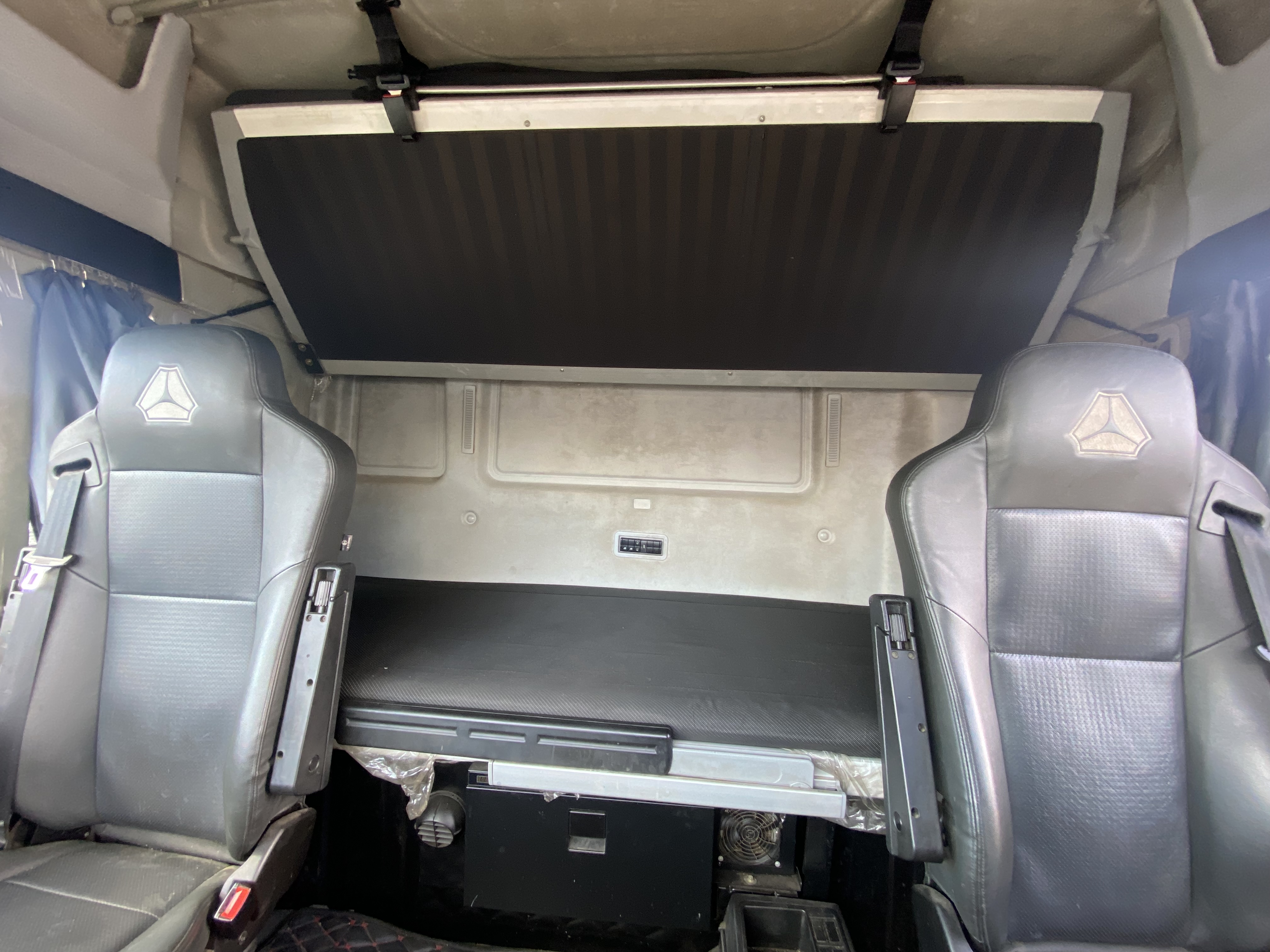 SITRAK C7H 6x4 Седельный тягач 2023 г. - фото 16