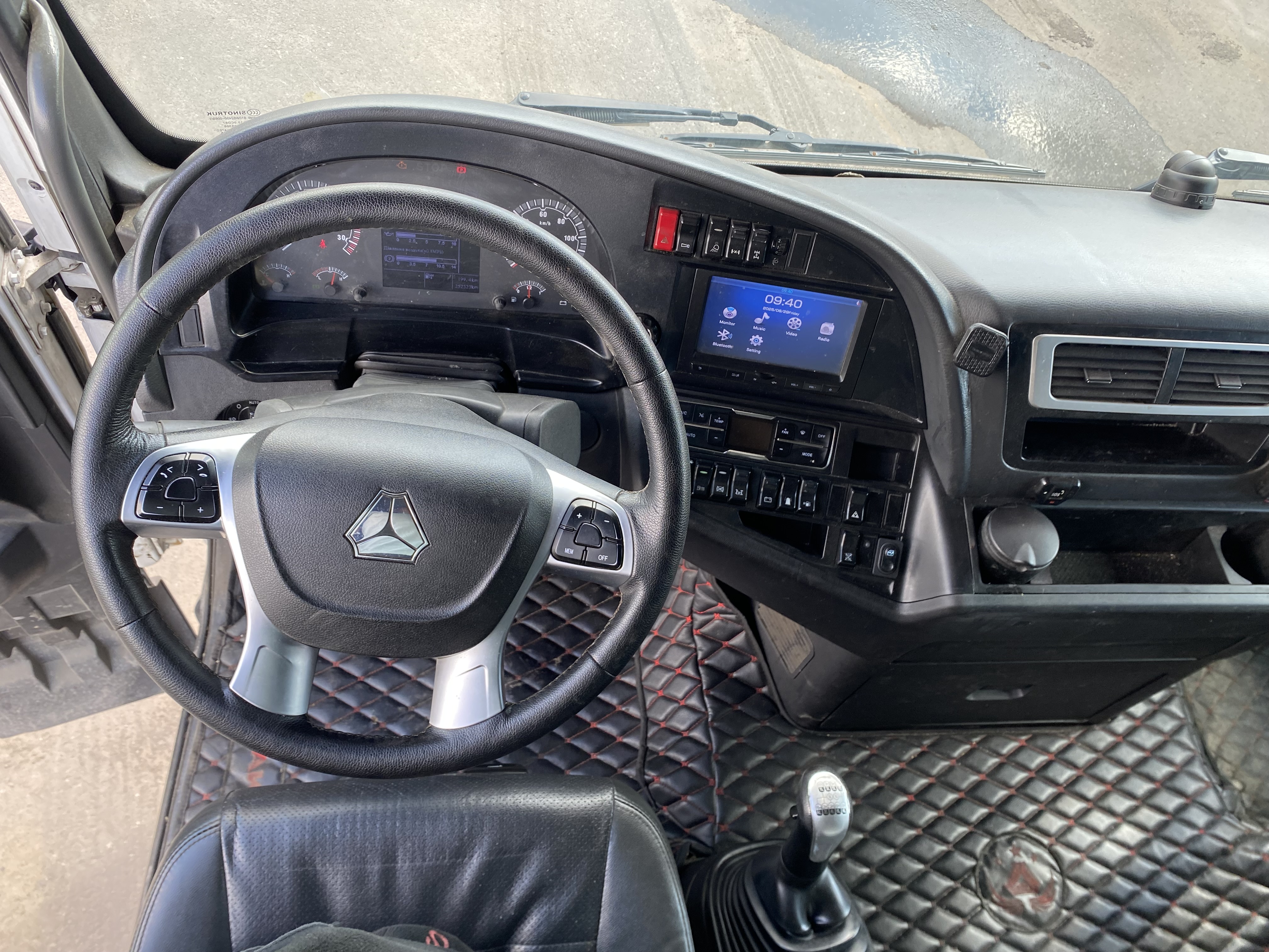 SITRAK C7H 6x4 Седельный тягач 2023 г. - фото 17