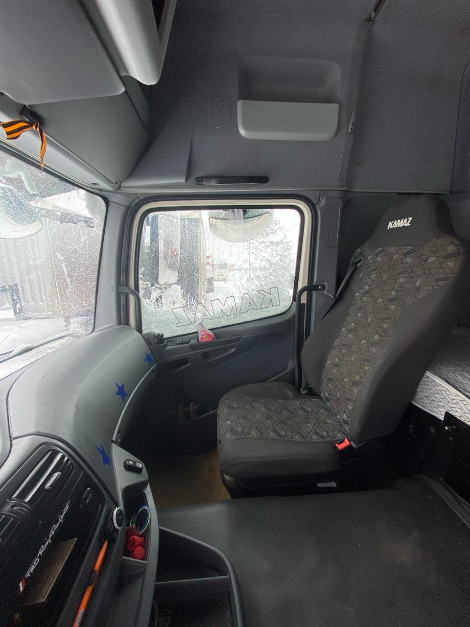 КамАЗ 5490 4x2 Седельный тягач 2020 г. - фото 8