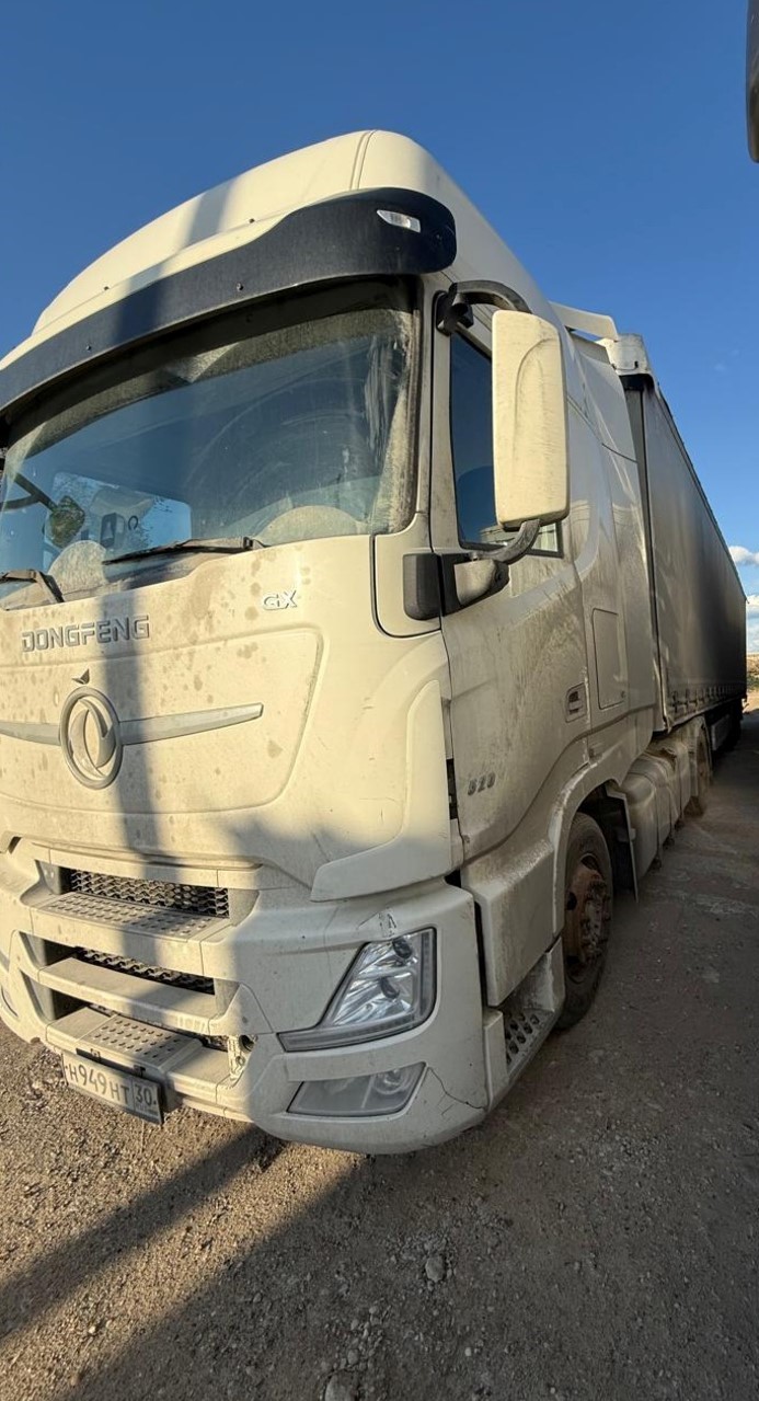 DongFeng DFH 4x2 Седельный тягач 2023 г.
