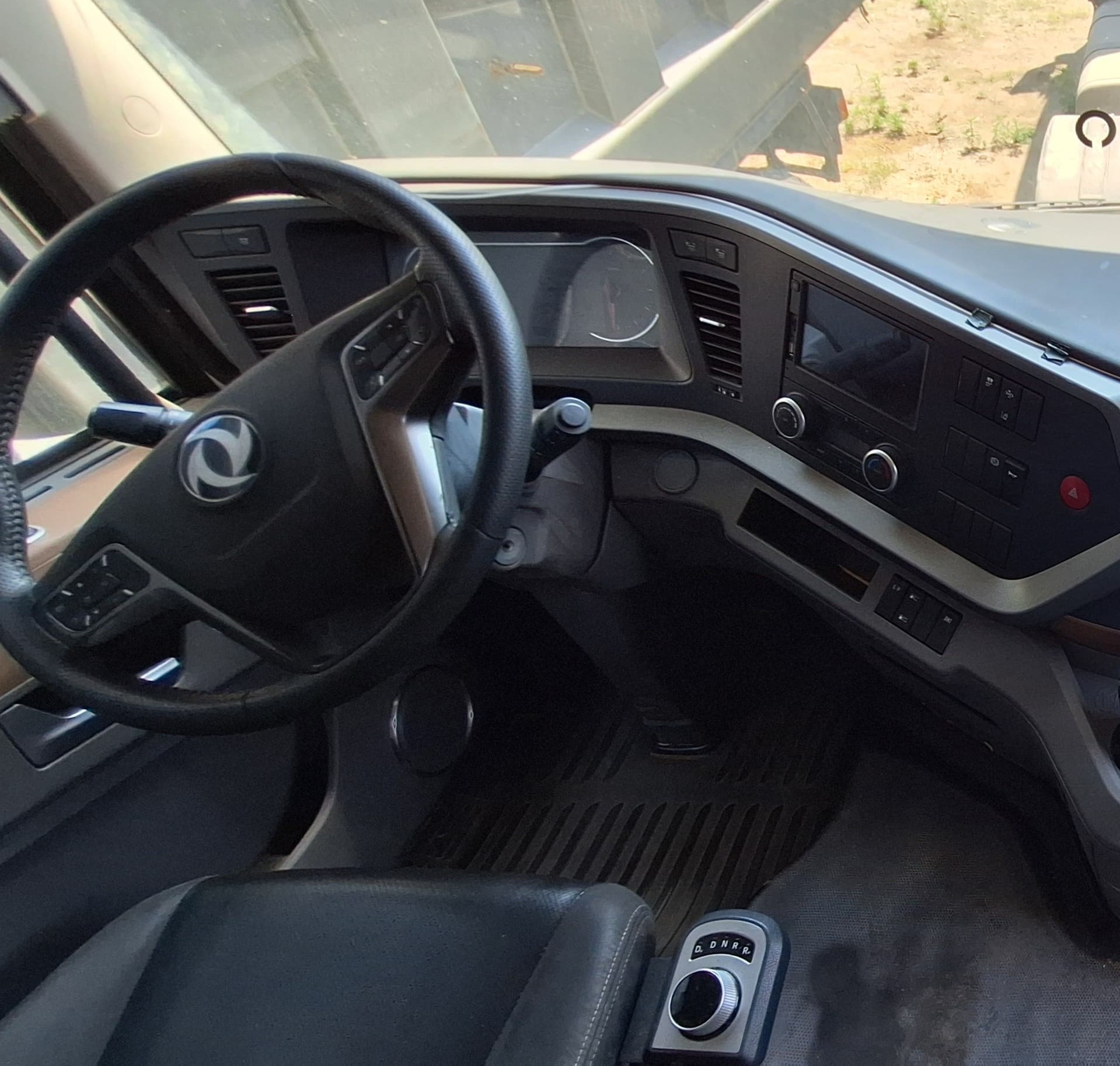 DongFeng DFH 4x2 Седельный тягач 2023 г. - фото 7