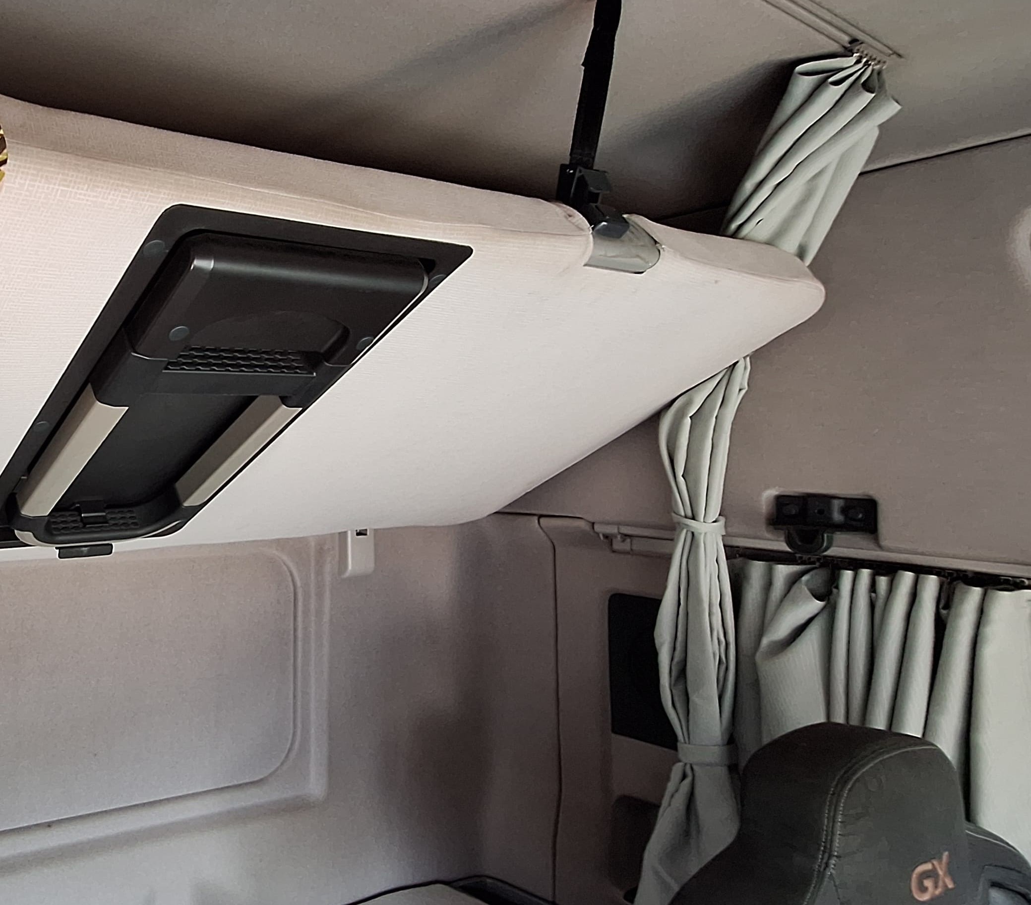 DongFeng DFH 4x2 Седельный тягач 2023 г. - фото 10