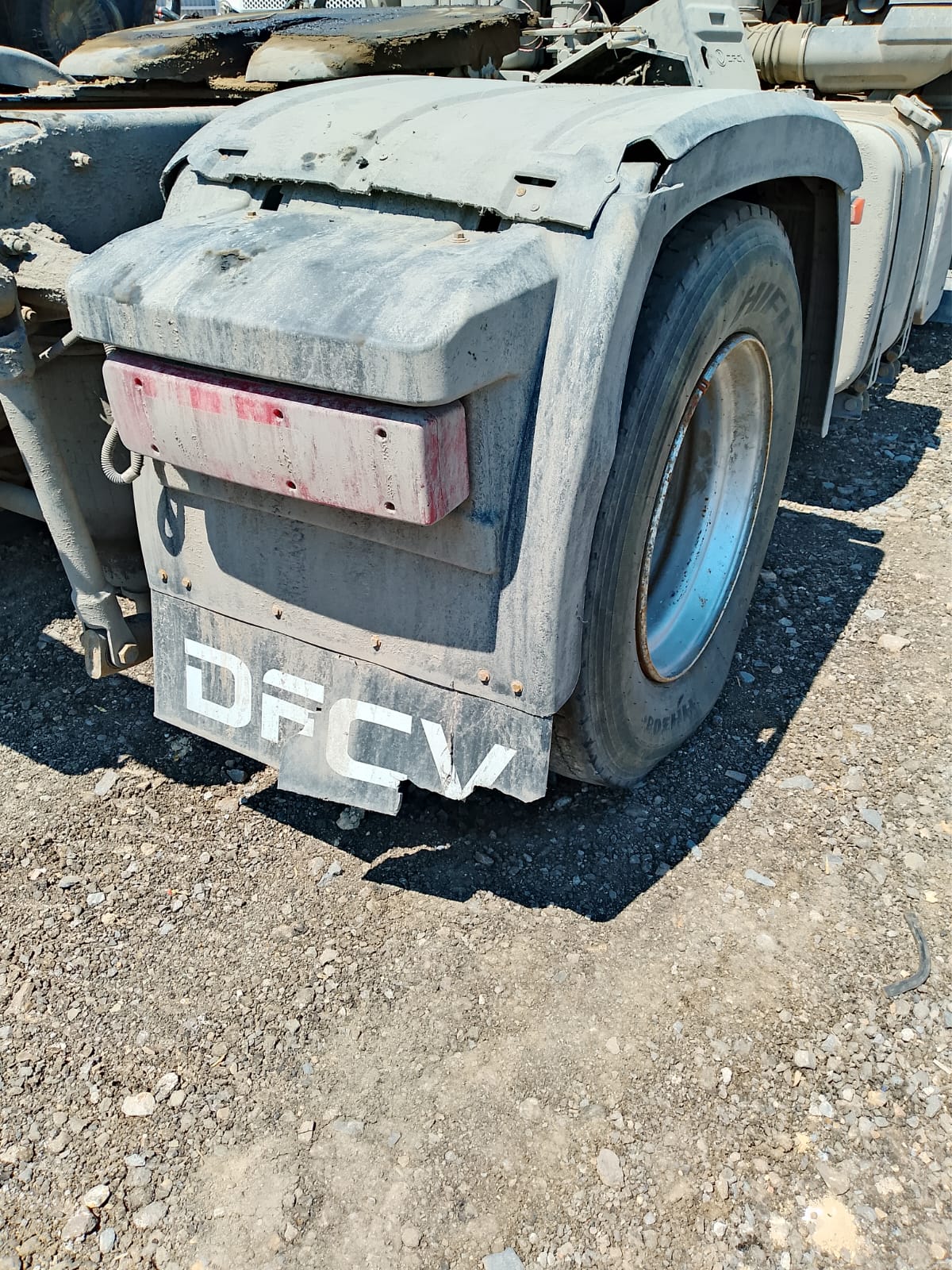 DongFeng DFH 4x2 Седельный тягач 2023 г. - фото 16