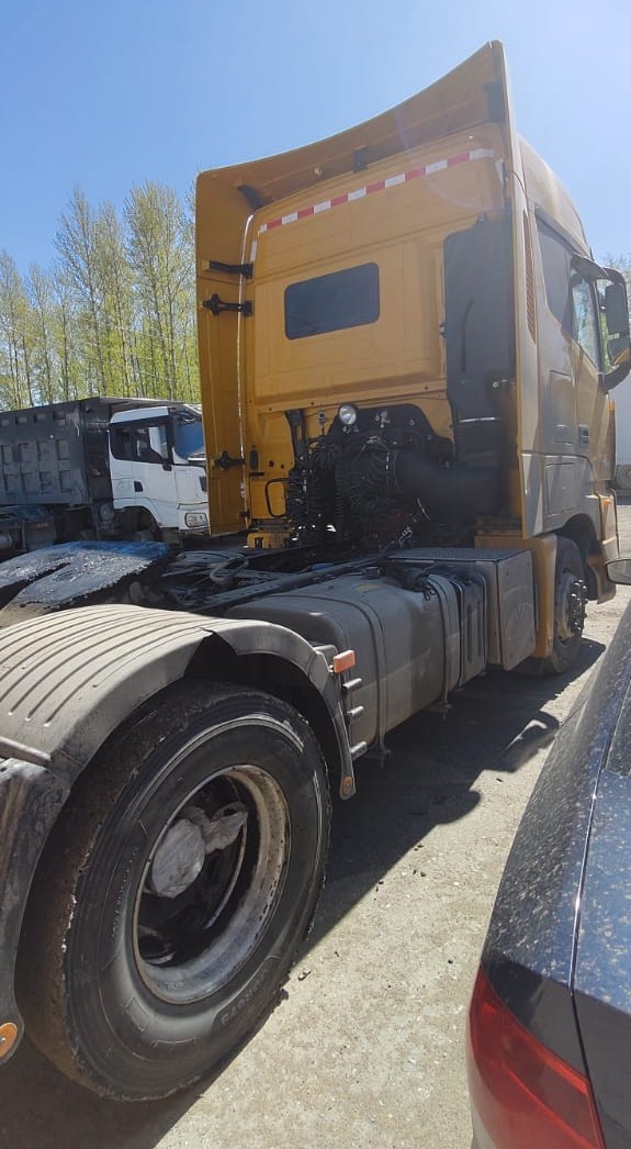 Foton AUMAN 4x2 Седельный тягач 2023 г. - фото 4