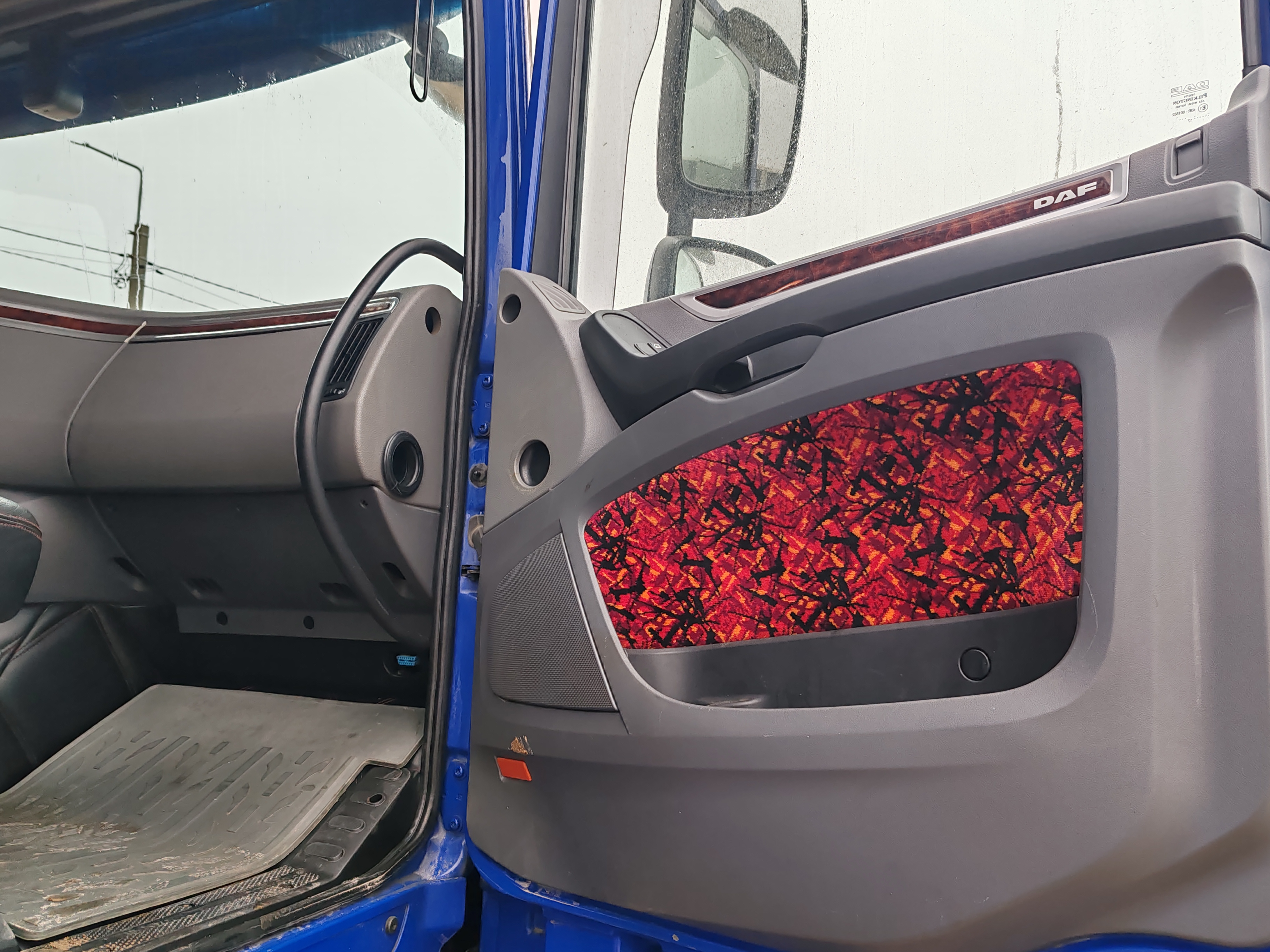 DAF XF 6x2 Седельный тягач 2017 г. - фото 10