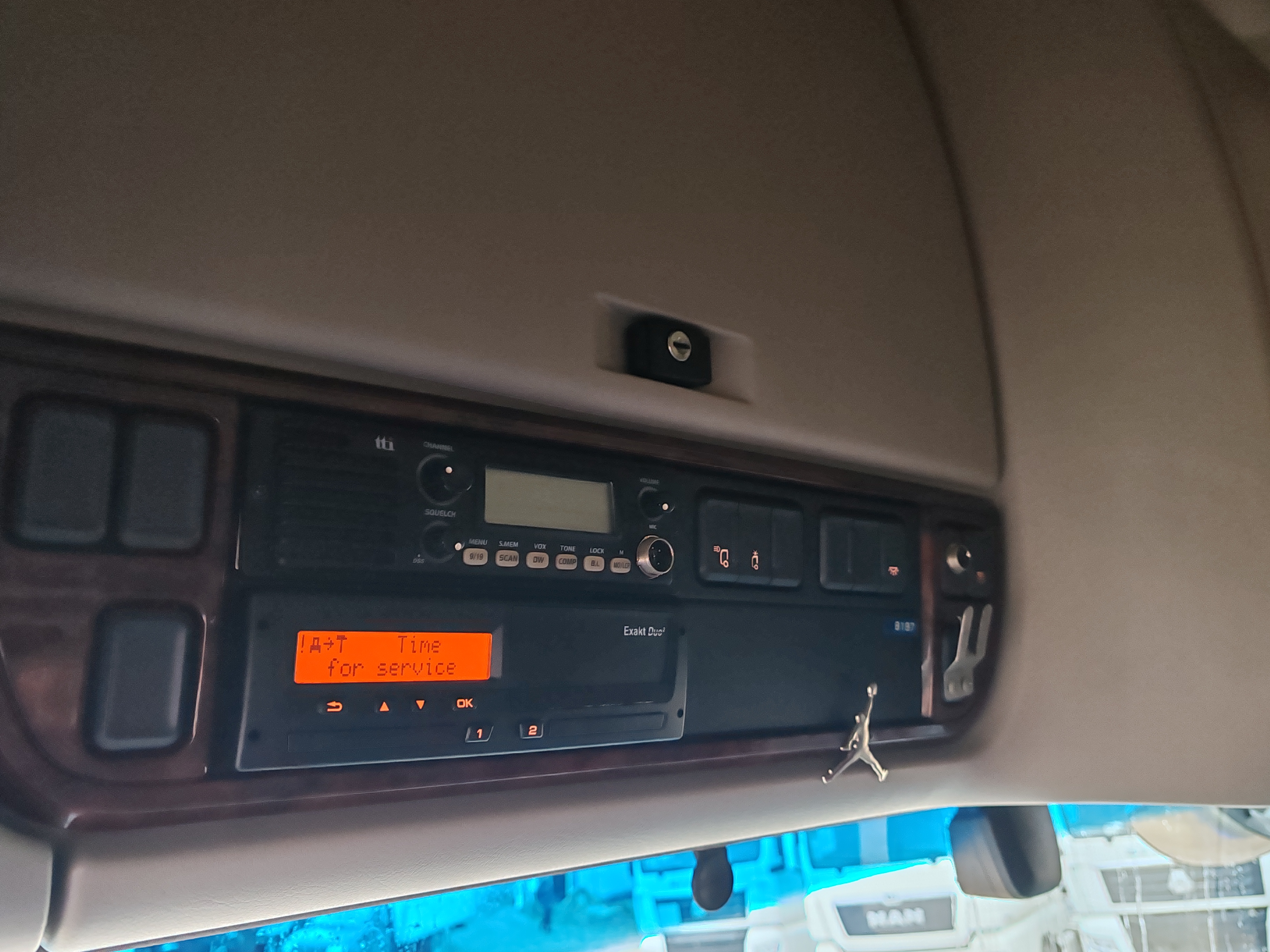 DAF XF 6x2 Седельный тягач 2017 г. - фото 18