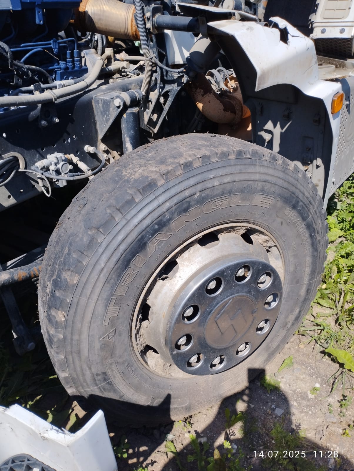 Shacman (Shaanxi) SX* 6x4 Седельный тягач 2023 г. - фото 13