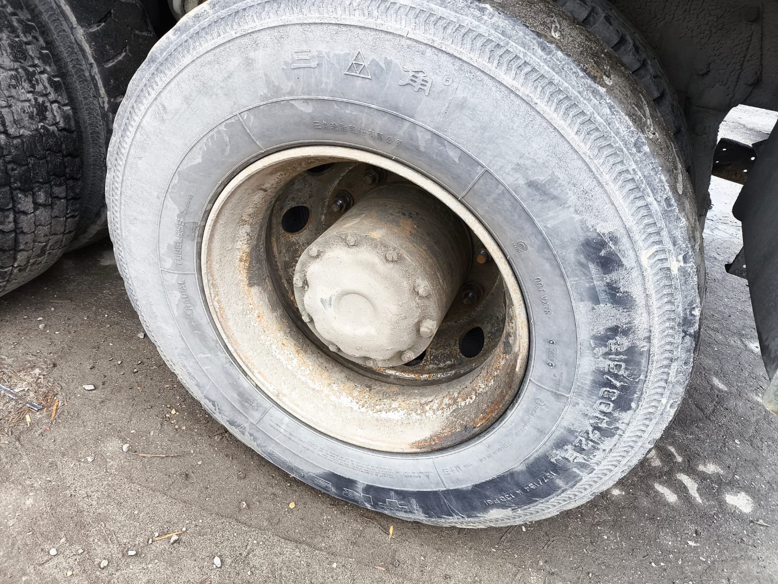 Howo ZZ* 6x4 Самосвал 2022 г. - фото 13