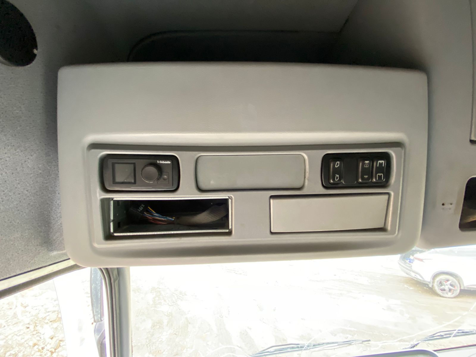 КамАЗ 5490 4x2 Седельный тягач 2020 г. - фото 10