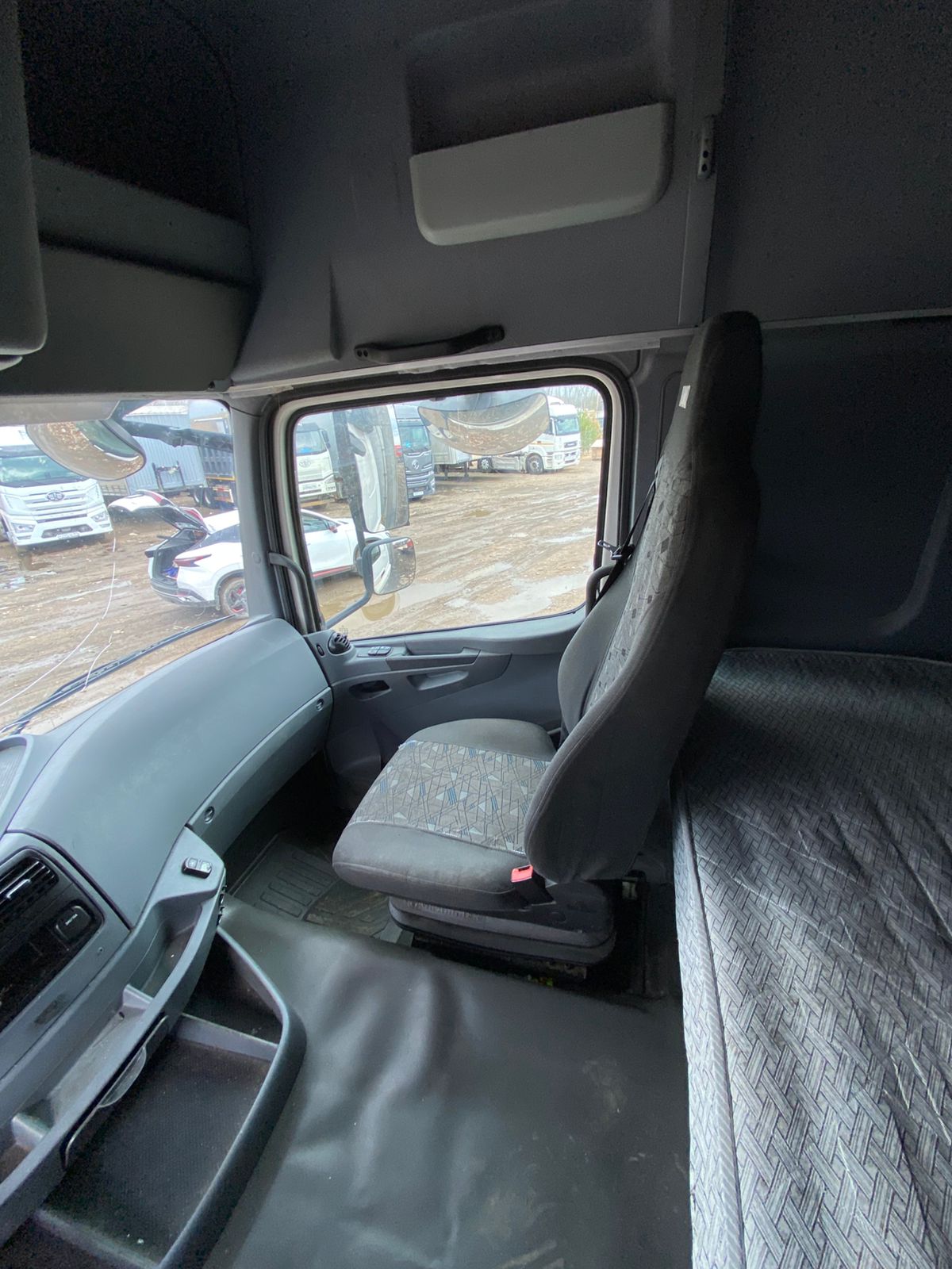 КамАЗ 5490 4x2 Седельный тягач 2020 г. - фото 13