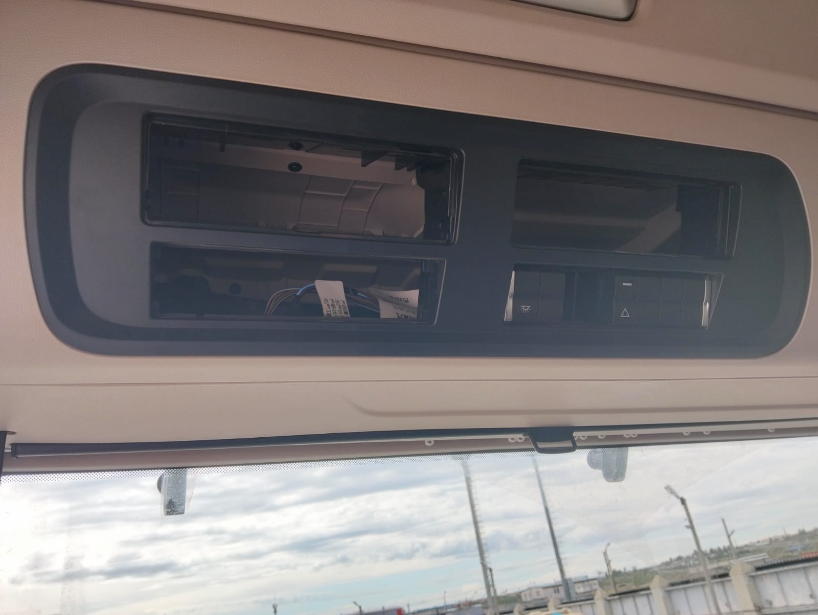 SITRAK C7H MAX 4x2 Седельный тягач 2023 г. - фото 8