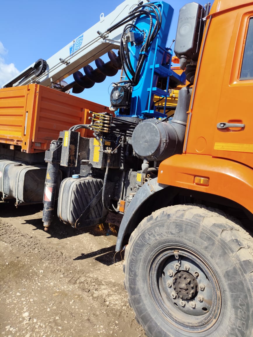 КамАЗ 43118 6x6 Бортовой с КМУ 2021 г. - фото 3