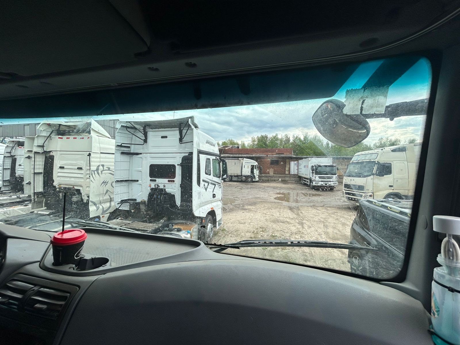 КамАЗ 5490 4x2 Седельный тягач 2018 г. - фото 10