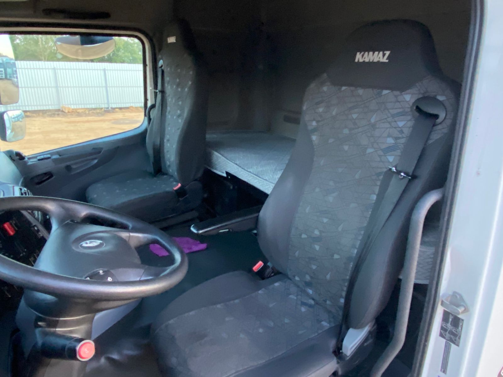 КамАЗ 5490 4x2 Седельный тягач 2020 г. - фото 11