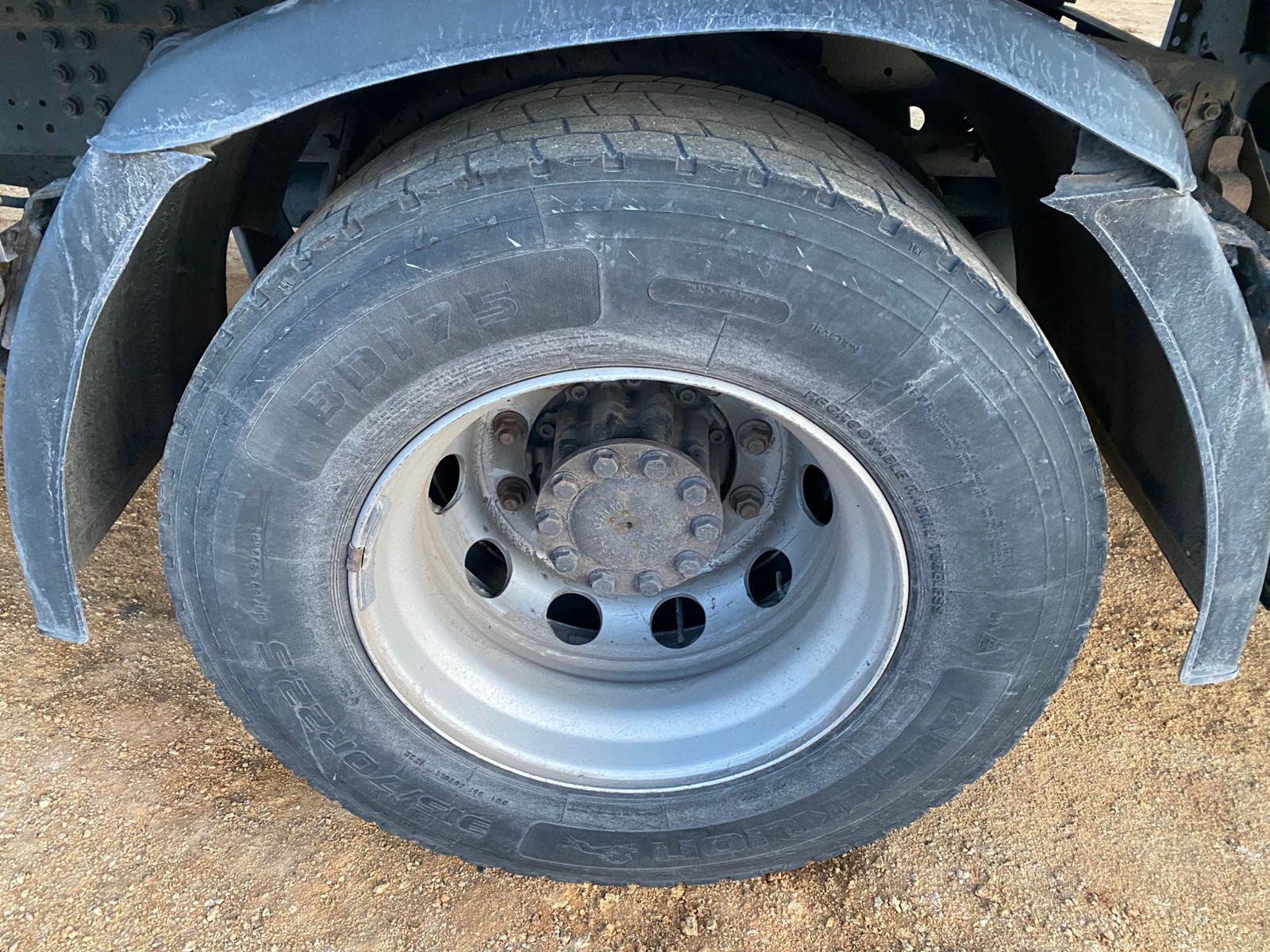 КамАЗ 5490 4x2 Седельный тягач 2020 г. - фото 13