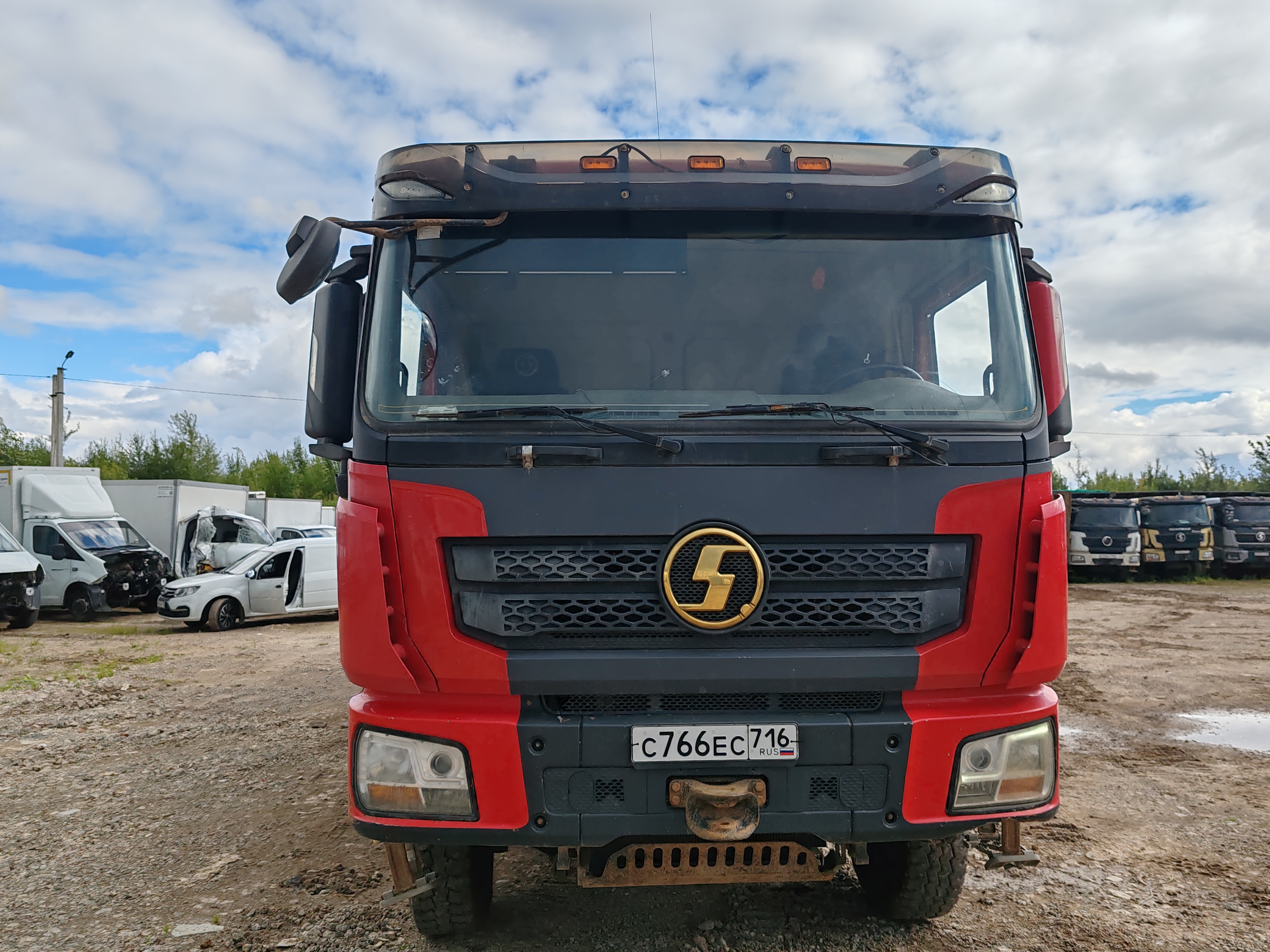 Shacman (Shaanxi) SX* 8x4 Самосвал 2022 г.