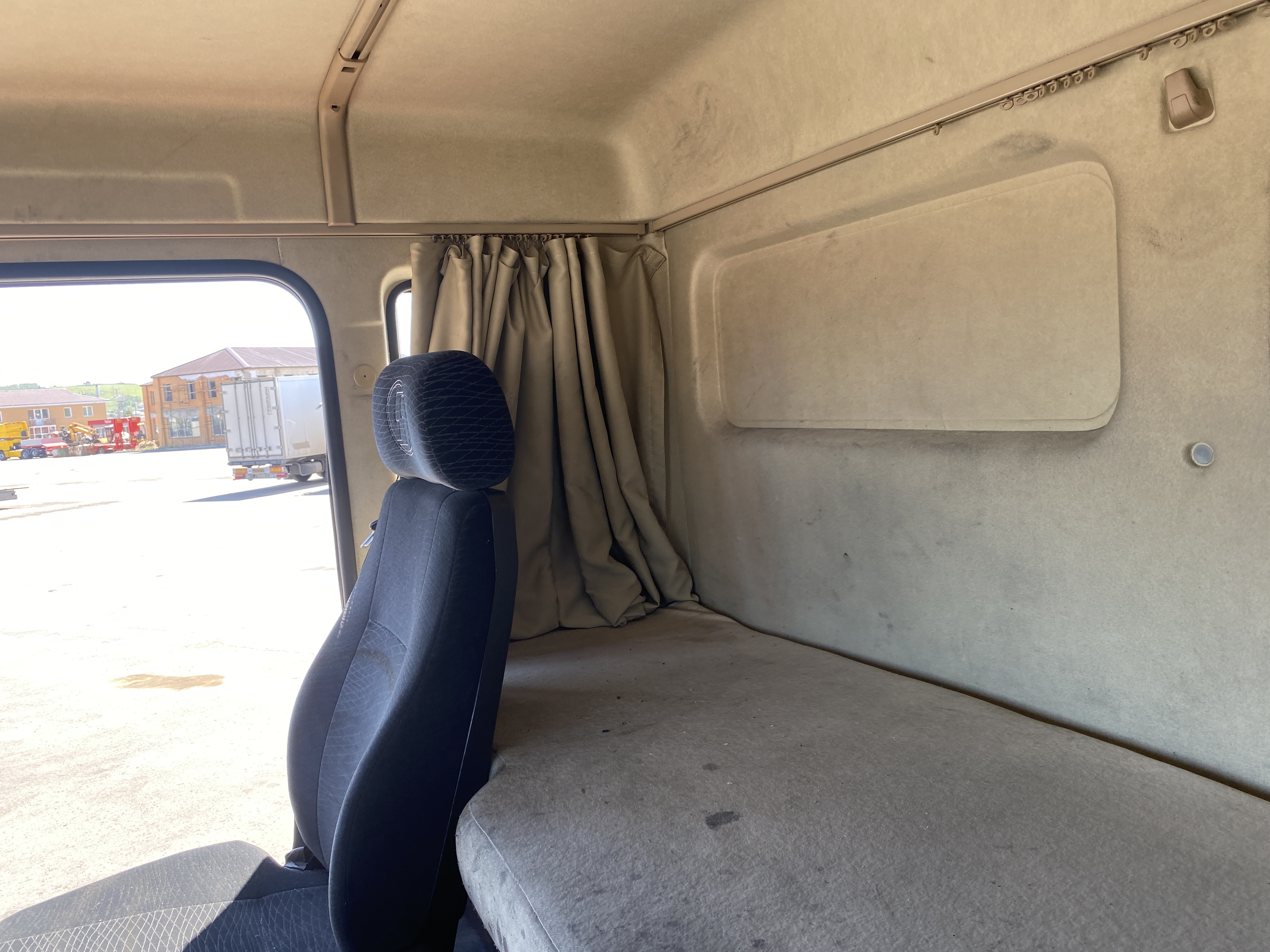 Shacman (Shaanxi) SX* 8x4 Самосвал 2022 г. - фото 17