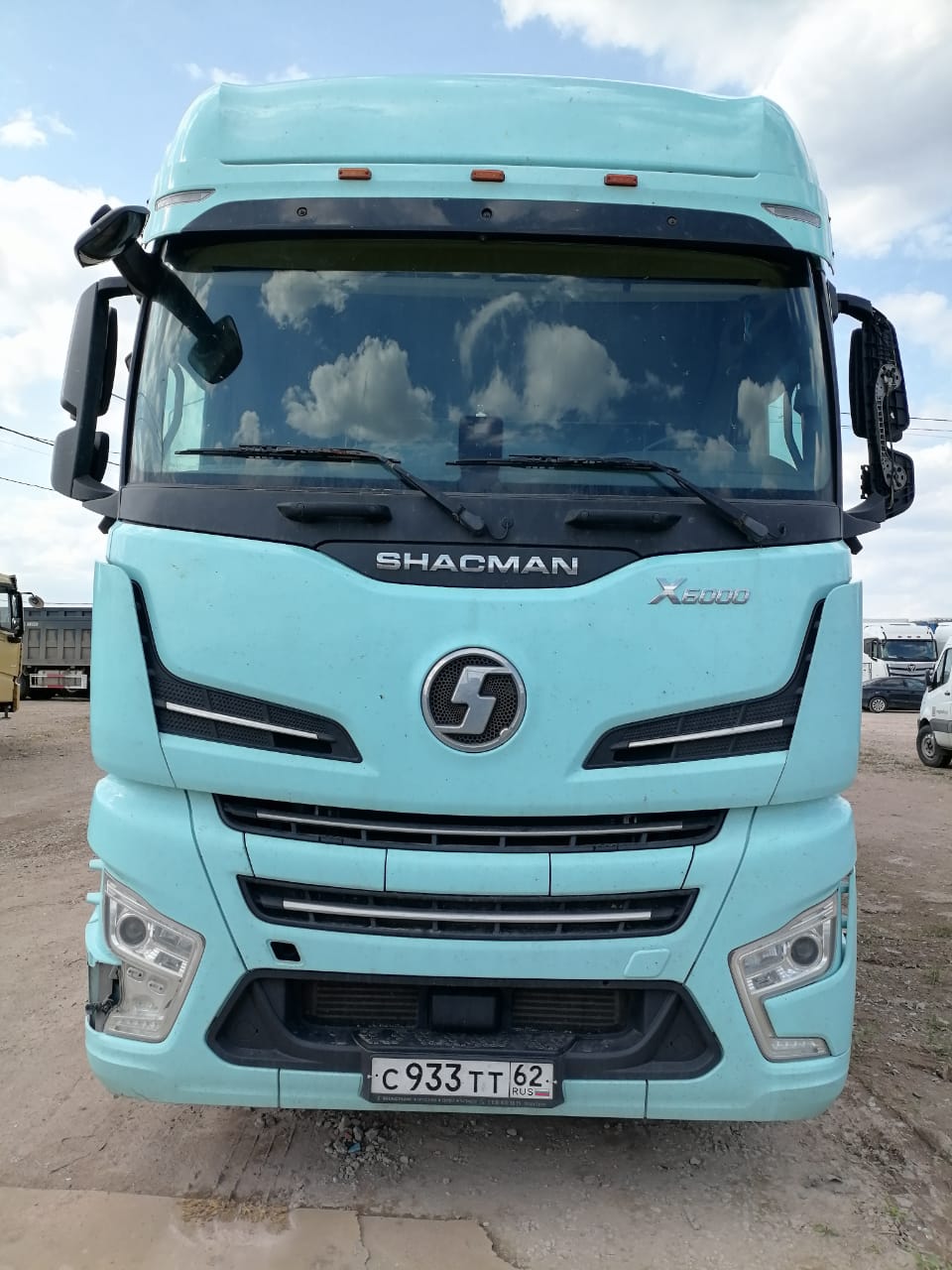 Shacman (Shaanxi) SX* 4x2 Седельный тягач 2023 г.