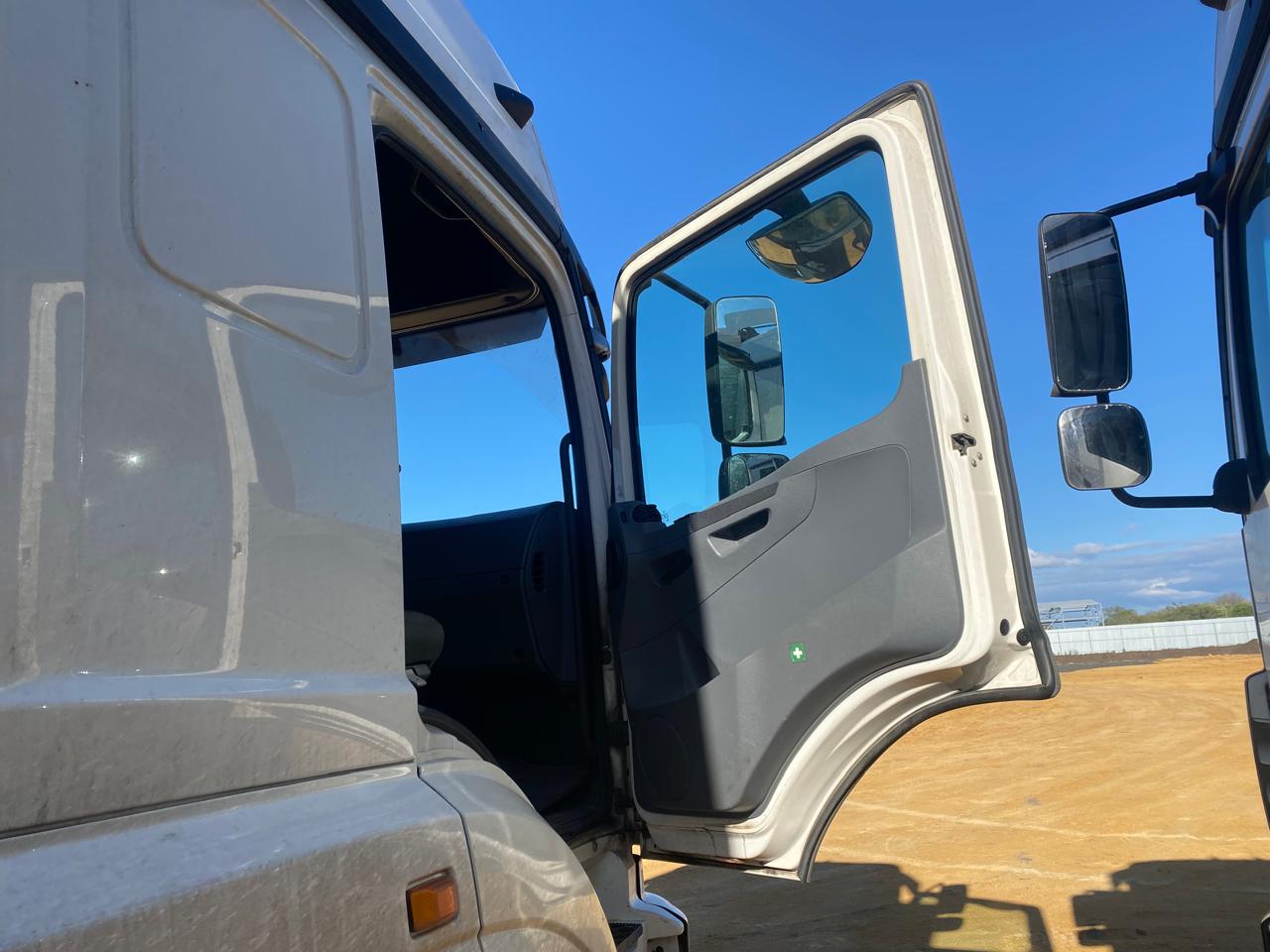 КамАЗ 5490 4x2 Седельный тягач 2020 г. - фото 10