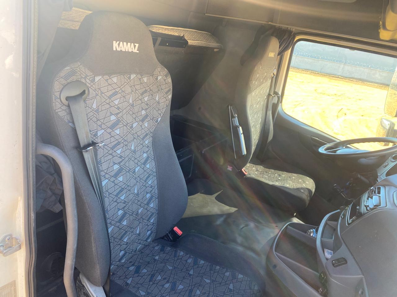 КамАЗ 5490 4x2 Седельный тягач 2020 г. - фото 15