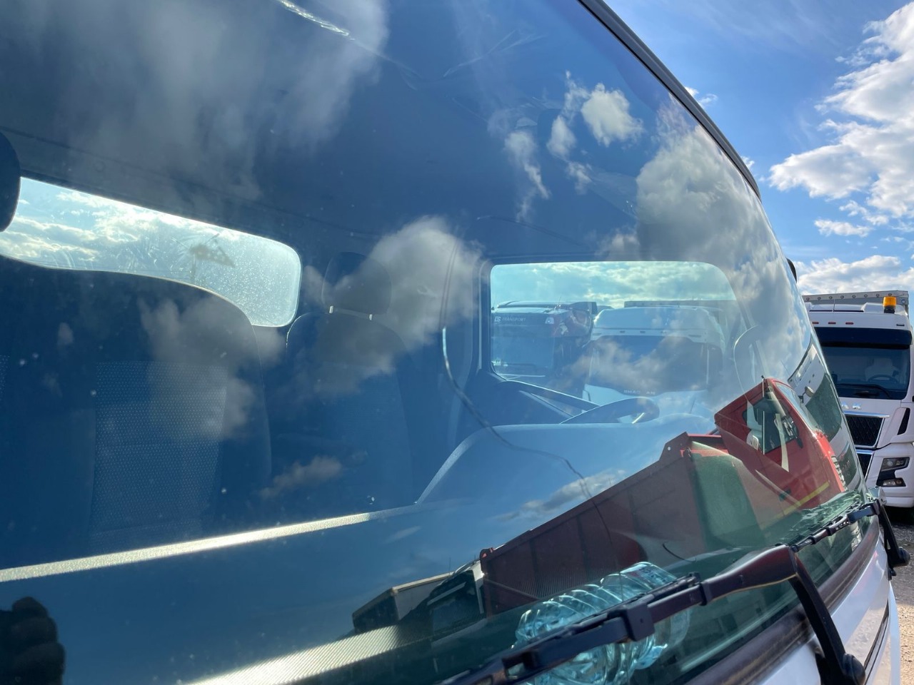 Автомеханический Завод 4750* на шасси Hyundai Mighty EX8 Эвакуатор 2023 г. - фото 7