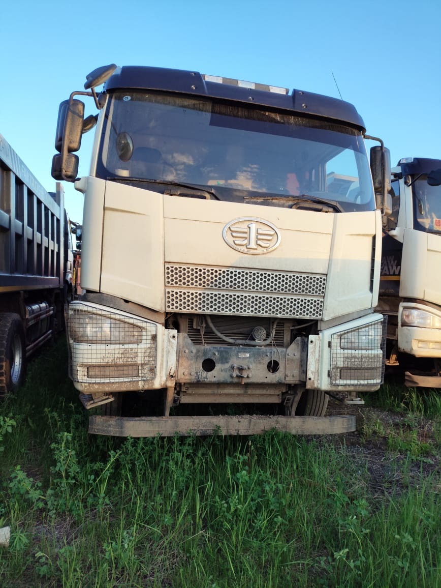 FAW J6 8x4 Самосвал 2023 г.