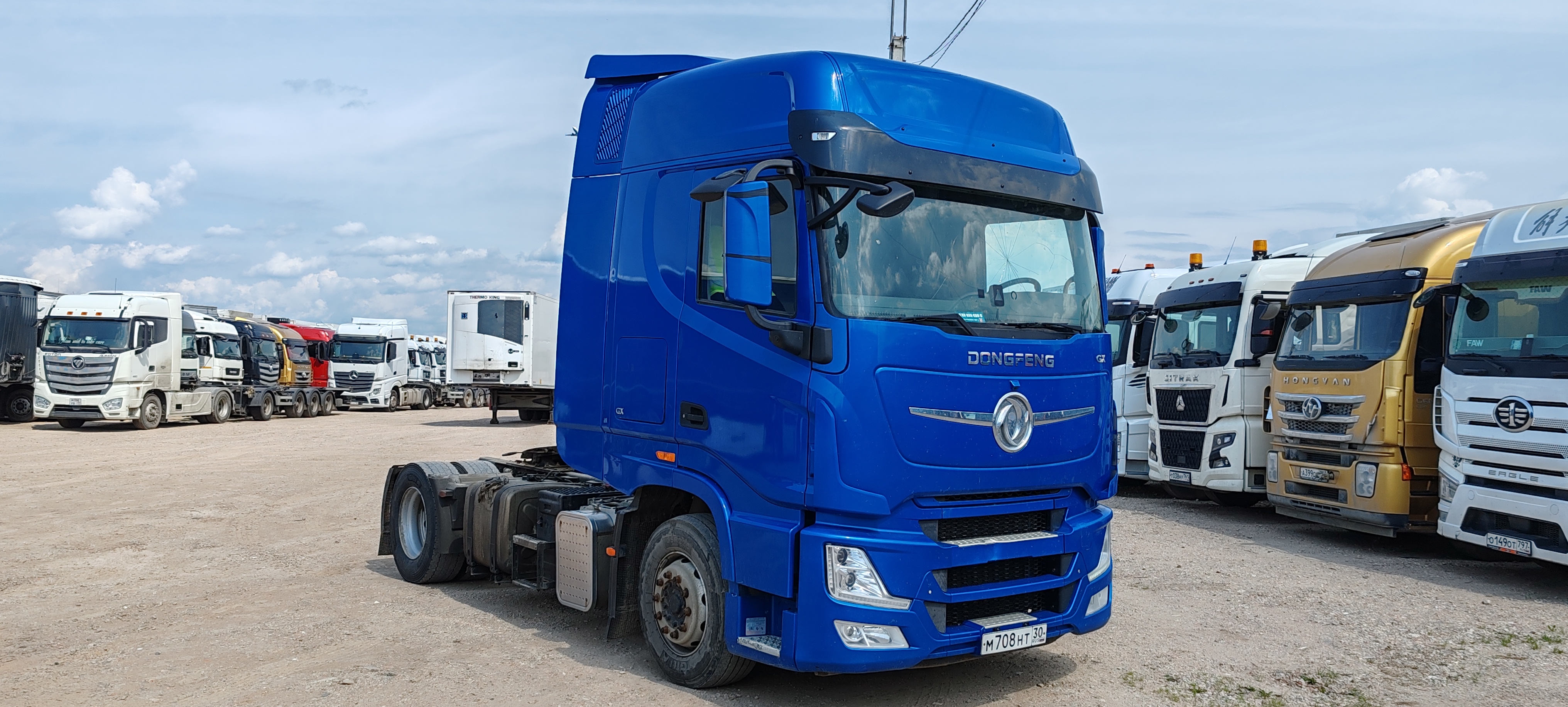 DongFeng DFH 4x2 Седельный тягач 2023 г. - фото 3