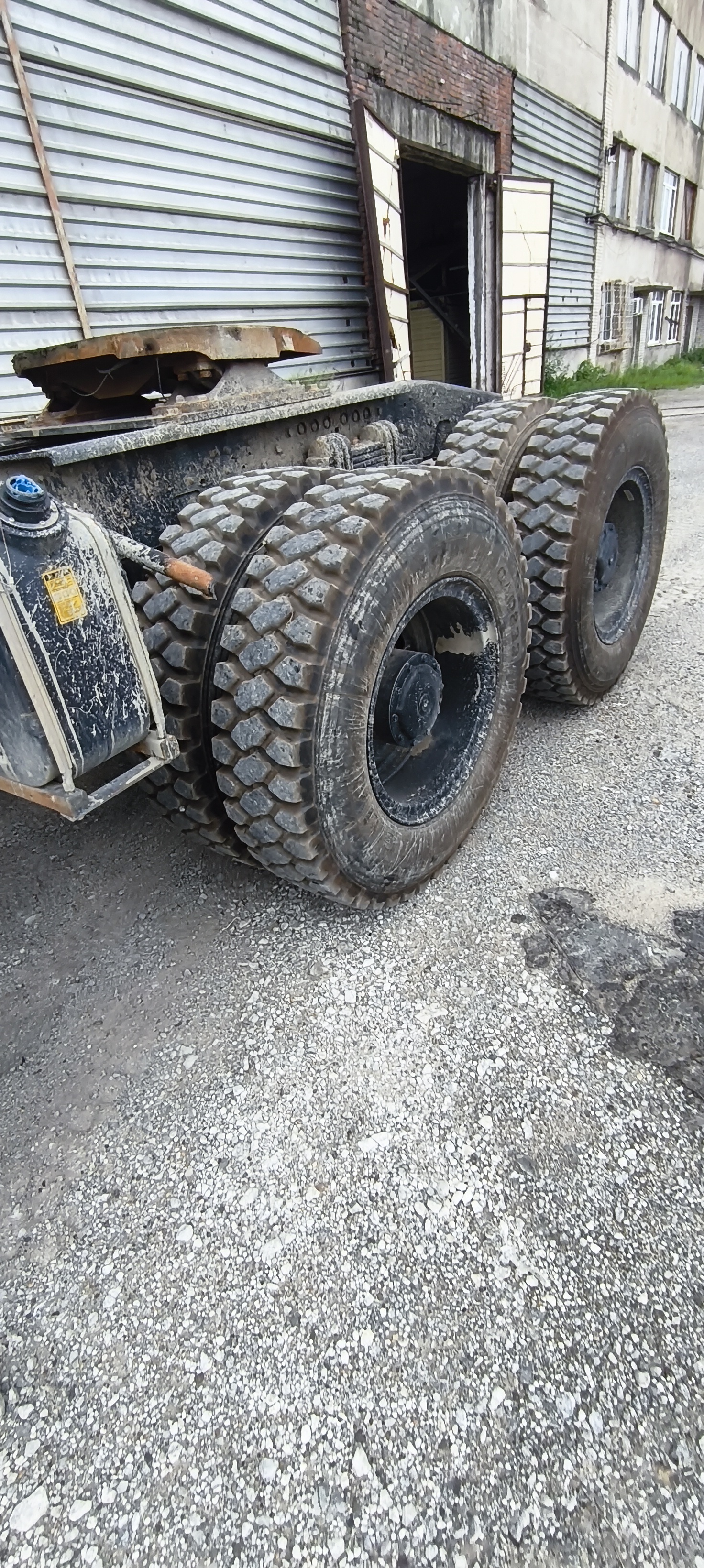 BEIBEN BBTR* 6x6 Седельный тягач 2023 г. - фото 6