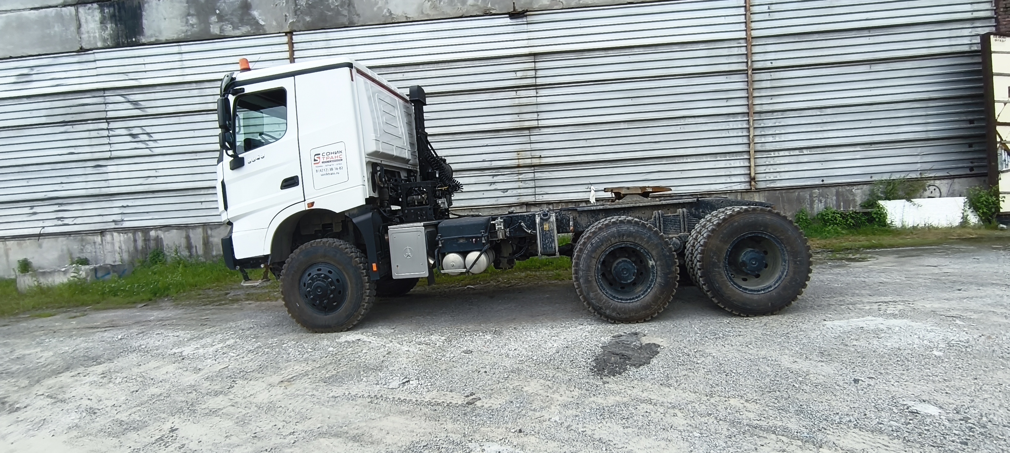 BEIBEN BBTR* 6x6 Седельный тягач 2023 г. - фото 7