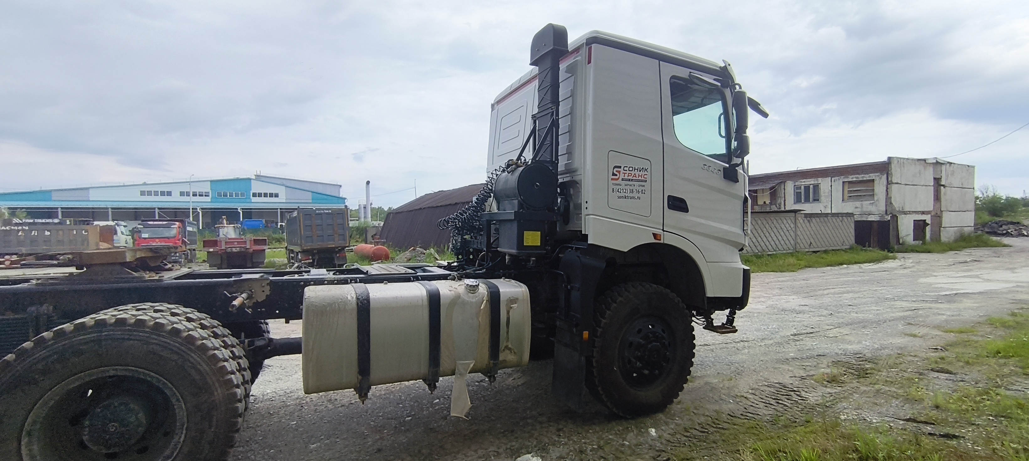 BEIBEN BBTR* 6x6 Седельный тягач 2023 г. - фото 11