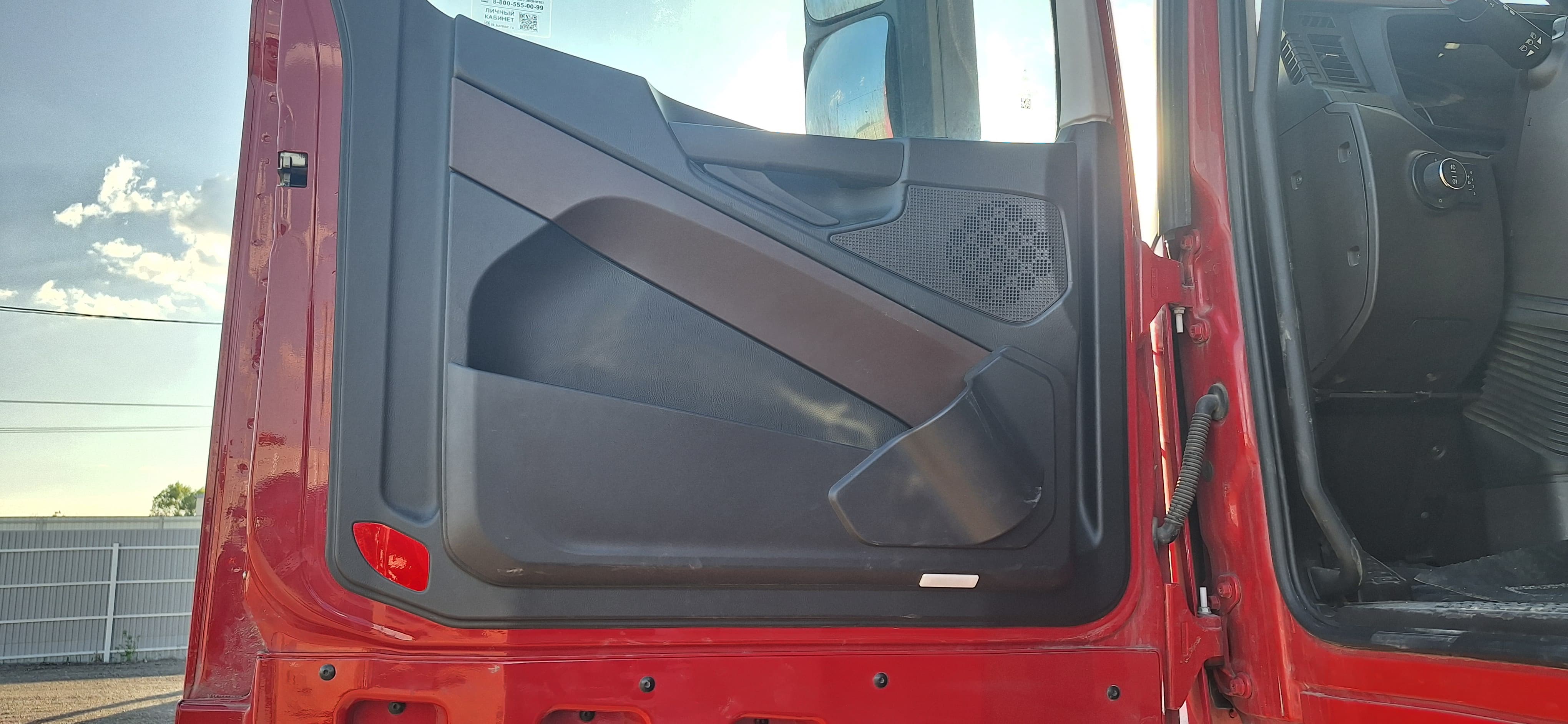 КамАЗ 54901 4x2 Седельный тягач 2023 г. - фото 9