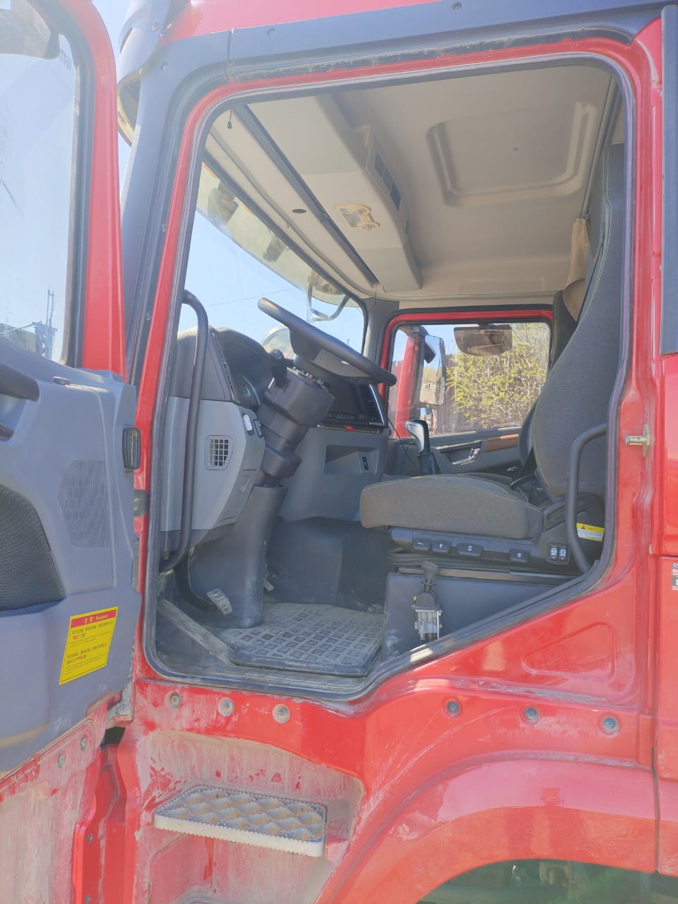 Shacman (Shaanxi) SX* 8x4 Самосвал 2023 г. - фото 8