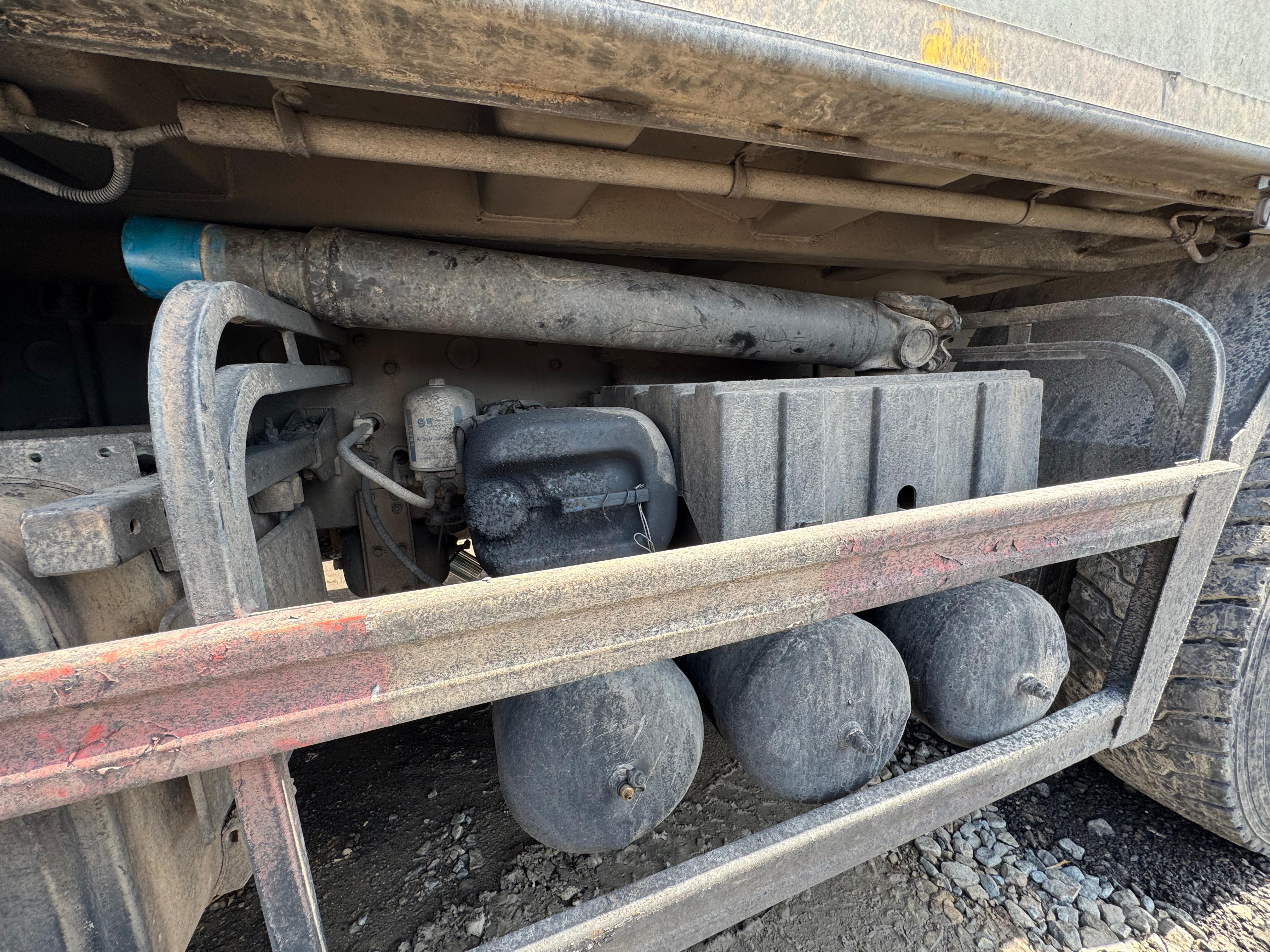 DongFeng KC 8x4 Самосвал 2022 г. - фото 16