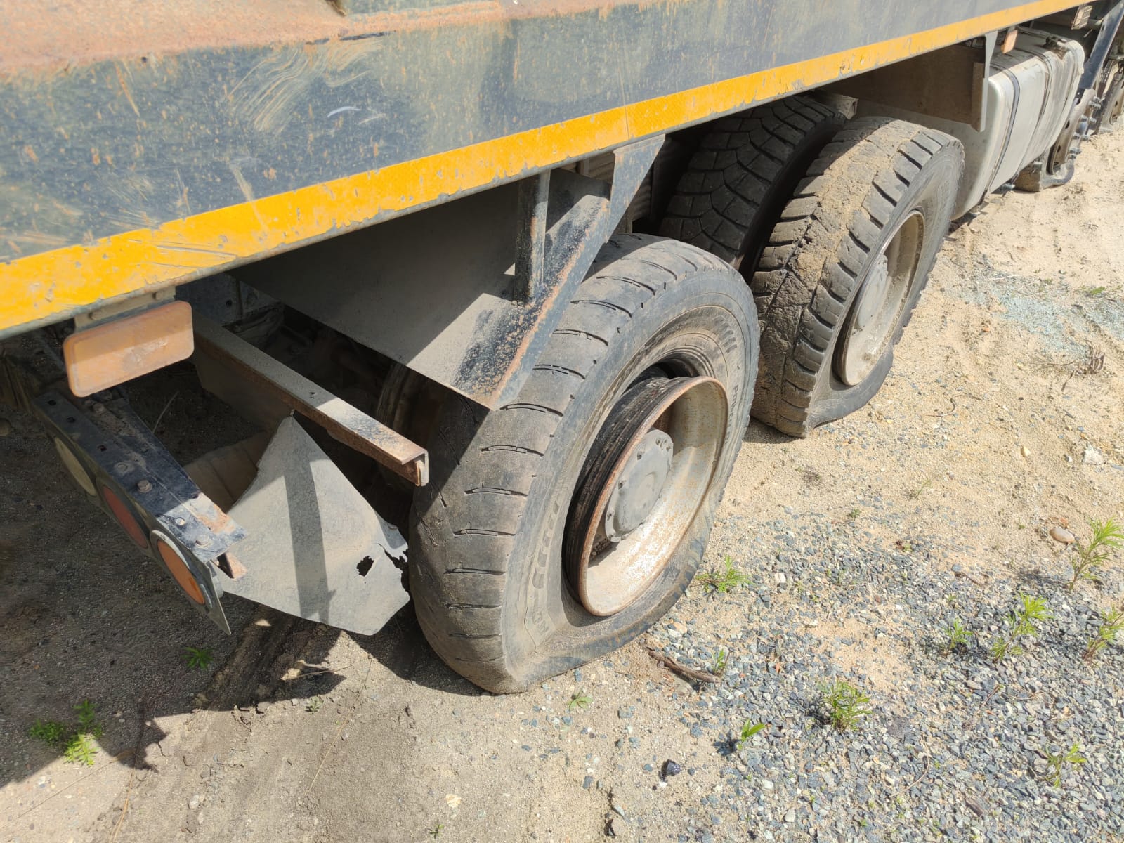 FAW CA 3310 8x4 Самосвал_не актуально 2023 г. - фото 8