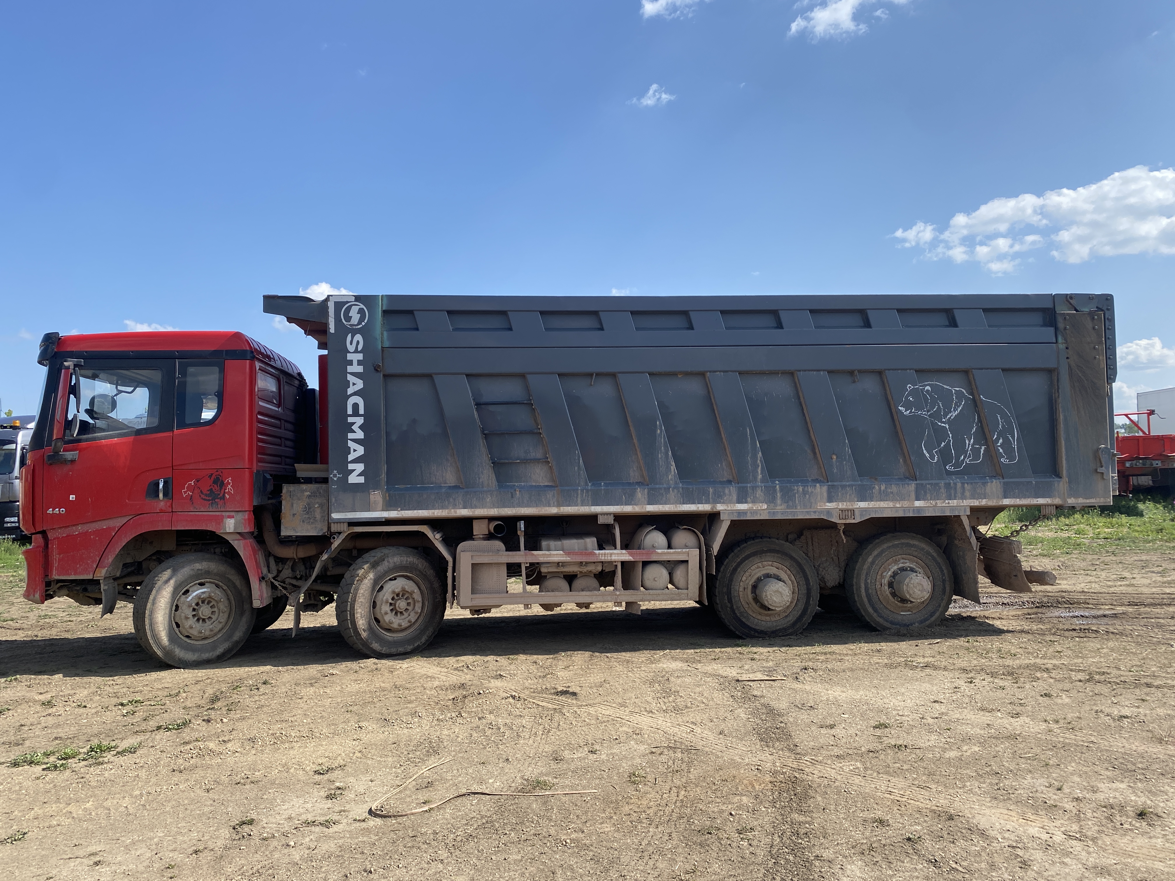 Shacman (Shaanxi) SX* 8x4 Самосвал 2023 г. - фото 5