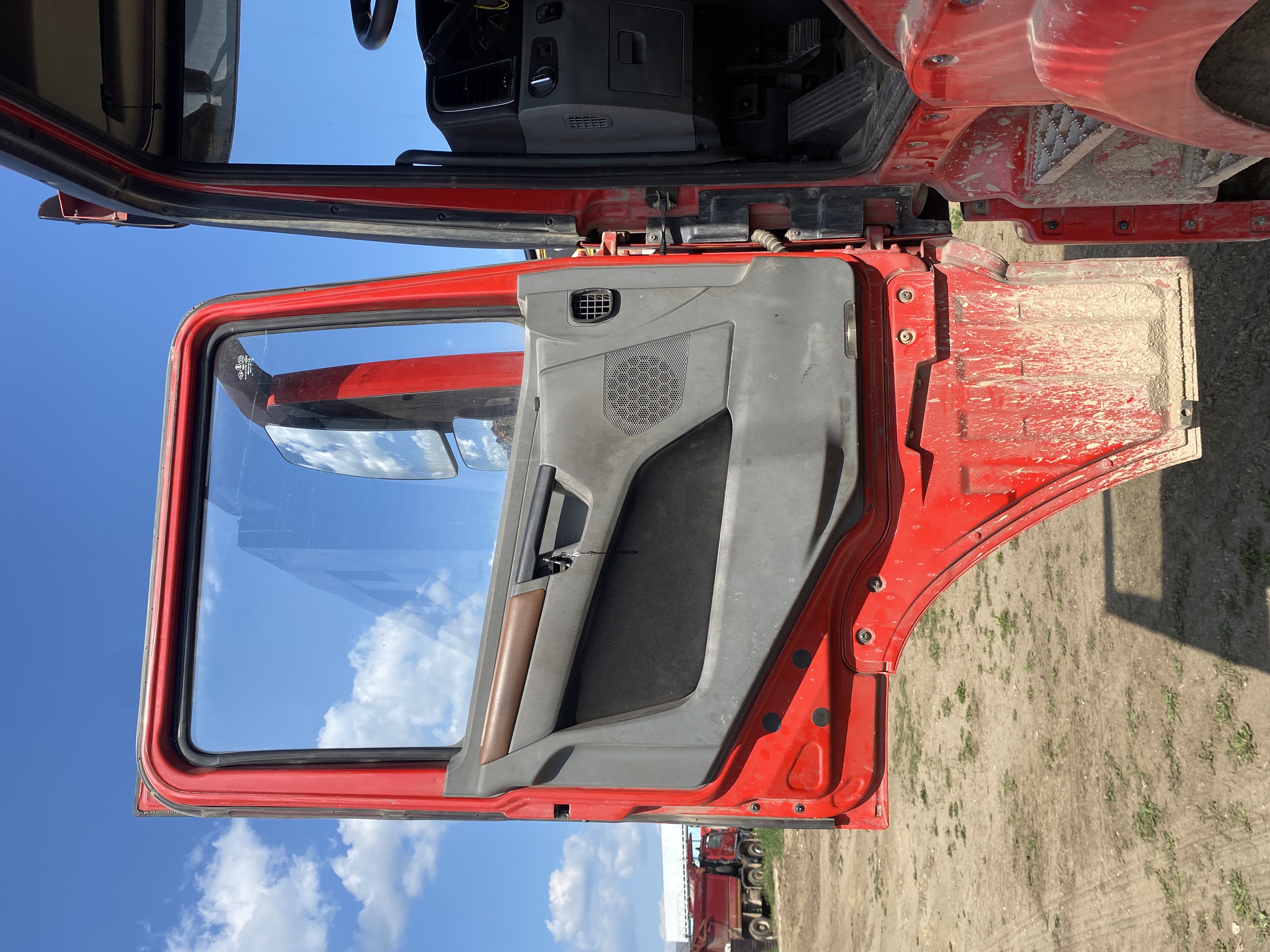 Shacman (Shaanxi) SX* 8x4 Самосвал 2023 г. - фото 9