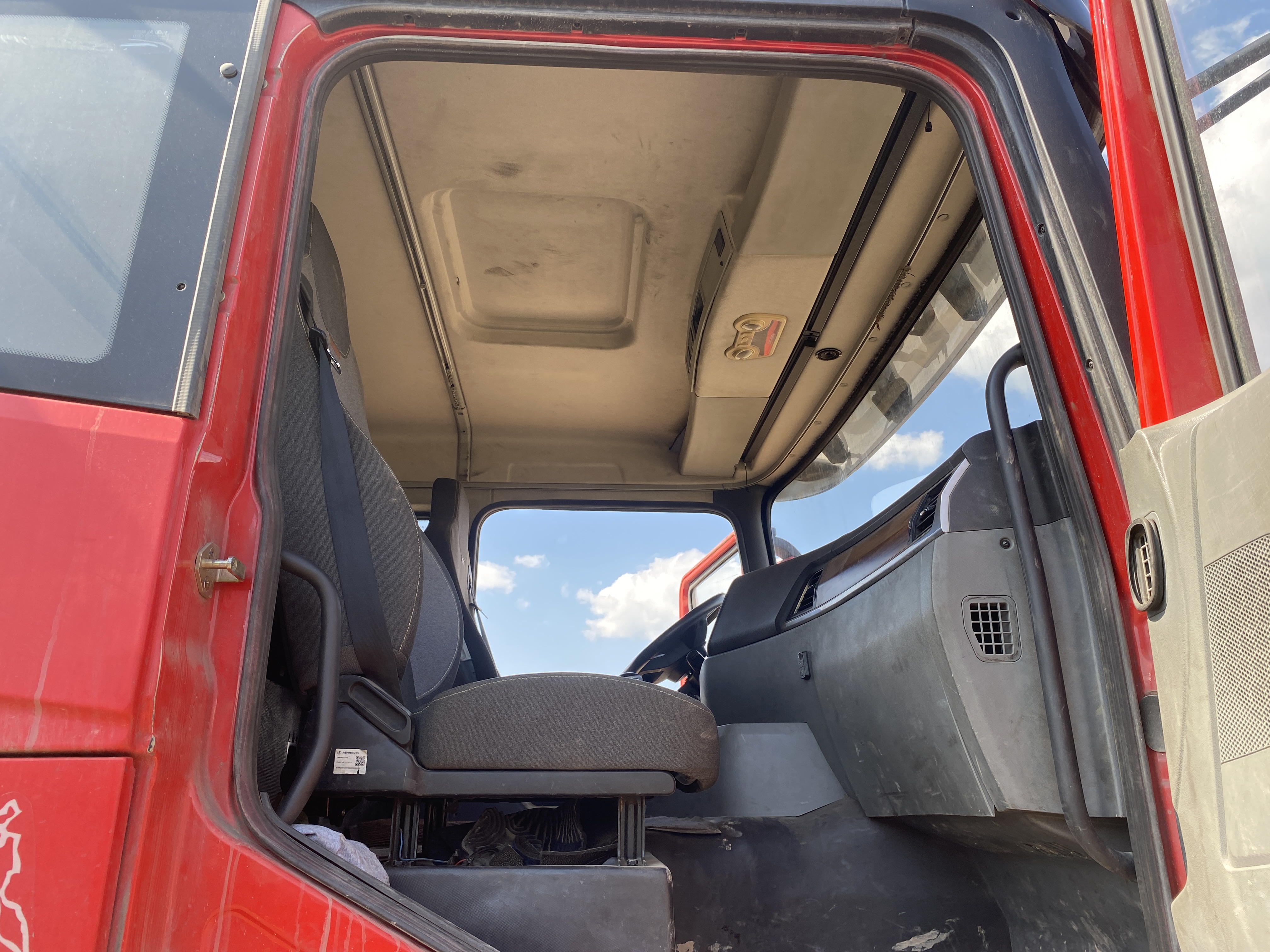 Shacman (Shaanxi) SX* 8x4 Самосвал 2023 г. - фото 12