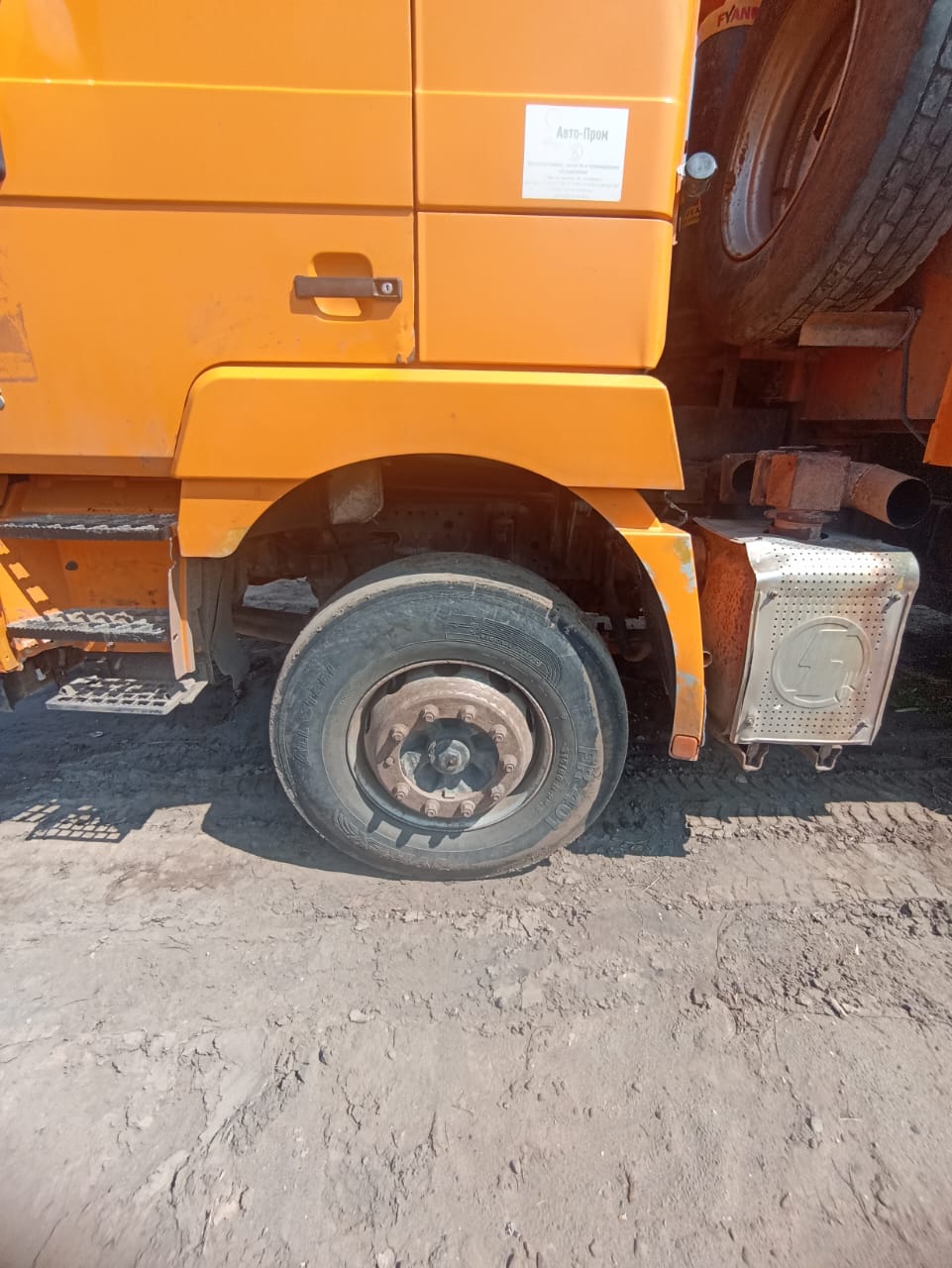 Shacman (Shaanxi) SX* 6x4 Самосвал 2018 г. - фото 10