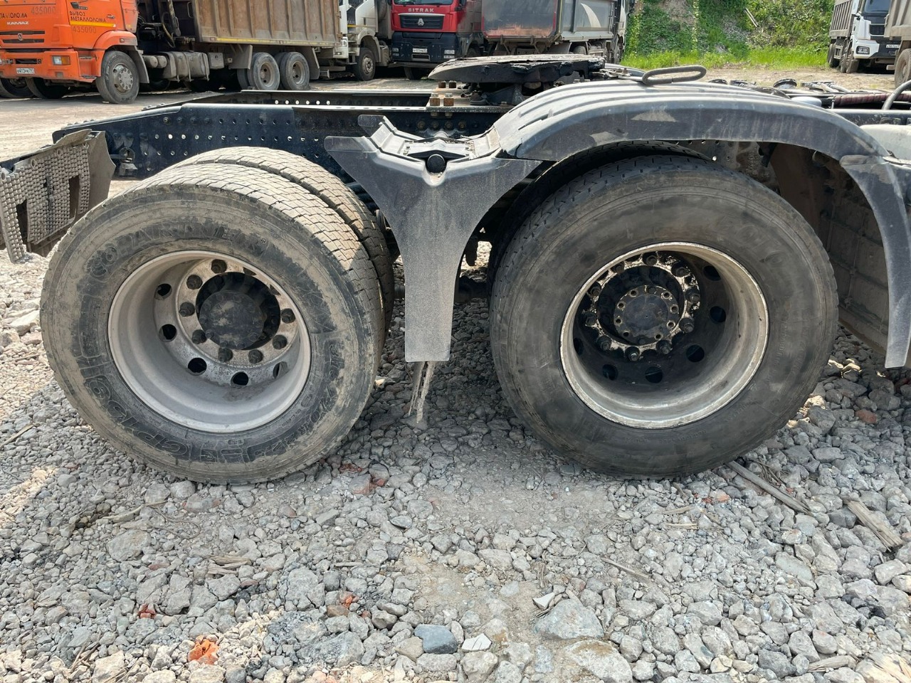 BEIJING BJ* 6x4 Седельный тягач 2023 г. - фото 6