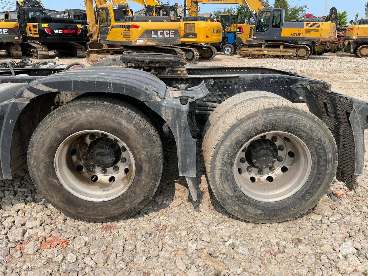 BEIJING BJ* 6x4 Седельный тягач 2023 г. - фото 7