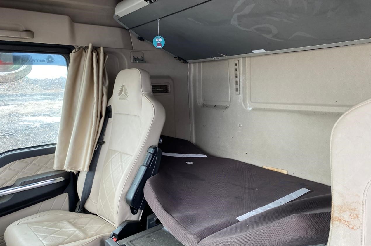 SITRAK C7H MAX 4x2 Седельный тягач 2023 г. - фото 8