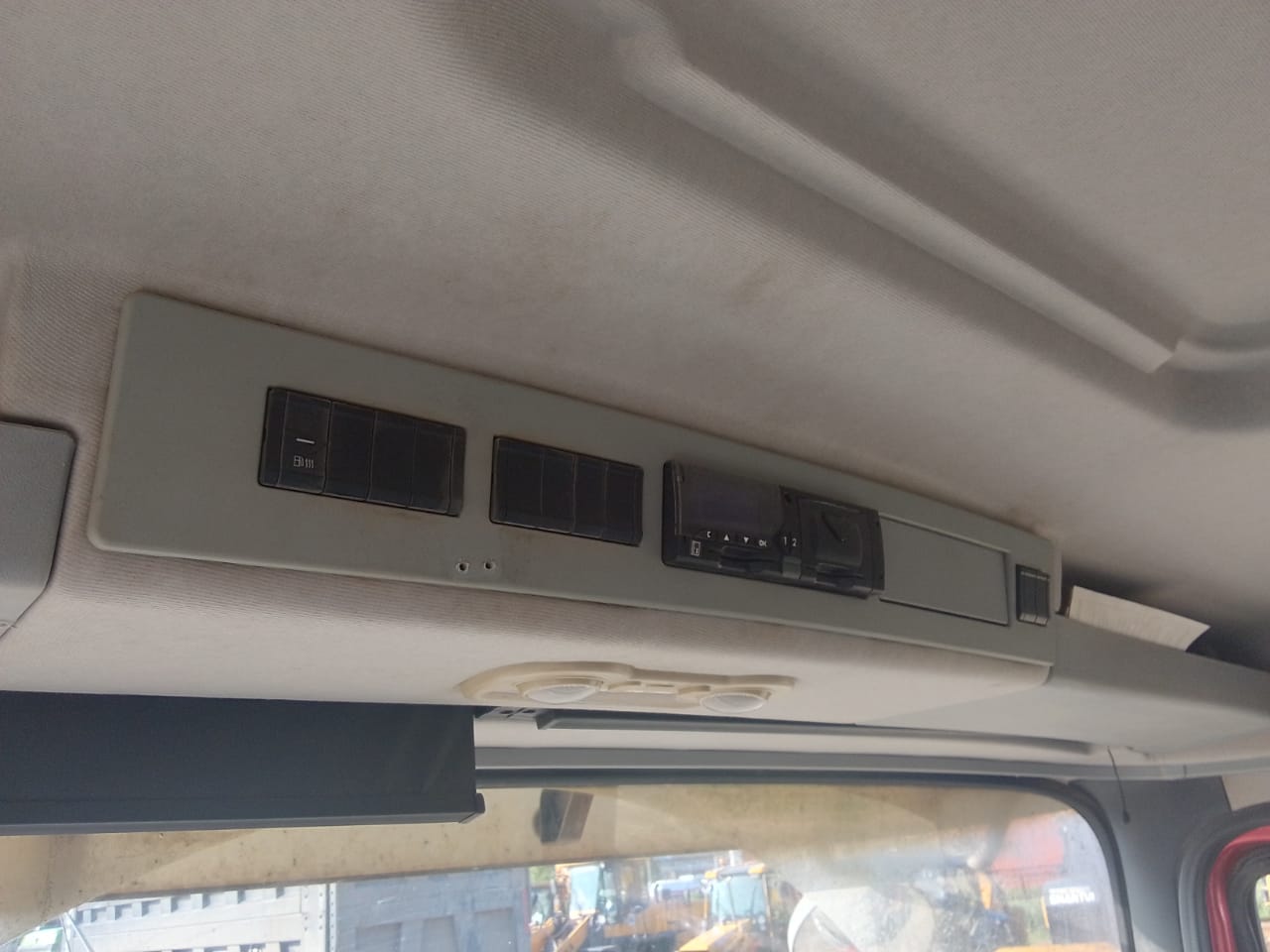 Shacman (Shaanxi) SX* 8x4 Самосвал 2023 г. - фото 10