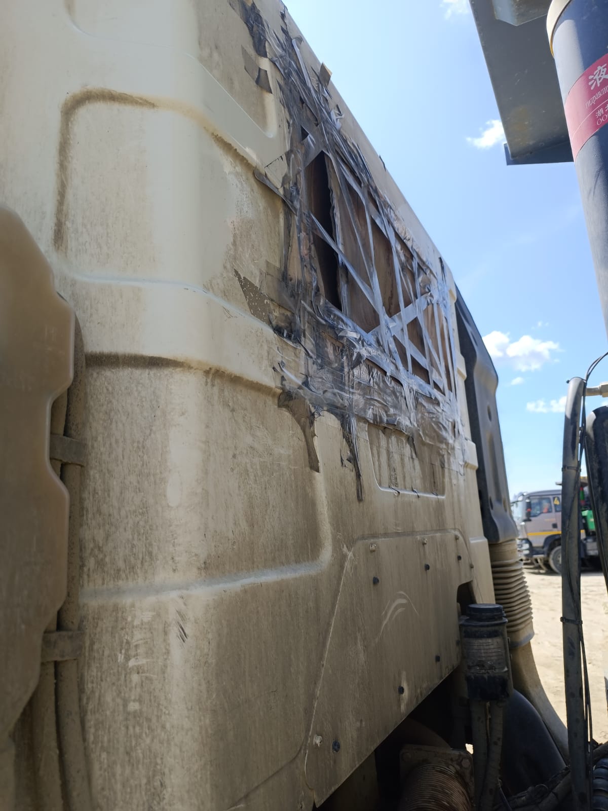 FAW CA 3310 8x4 Самосвал_не актуально 2023 г. - фото 5