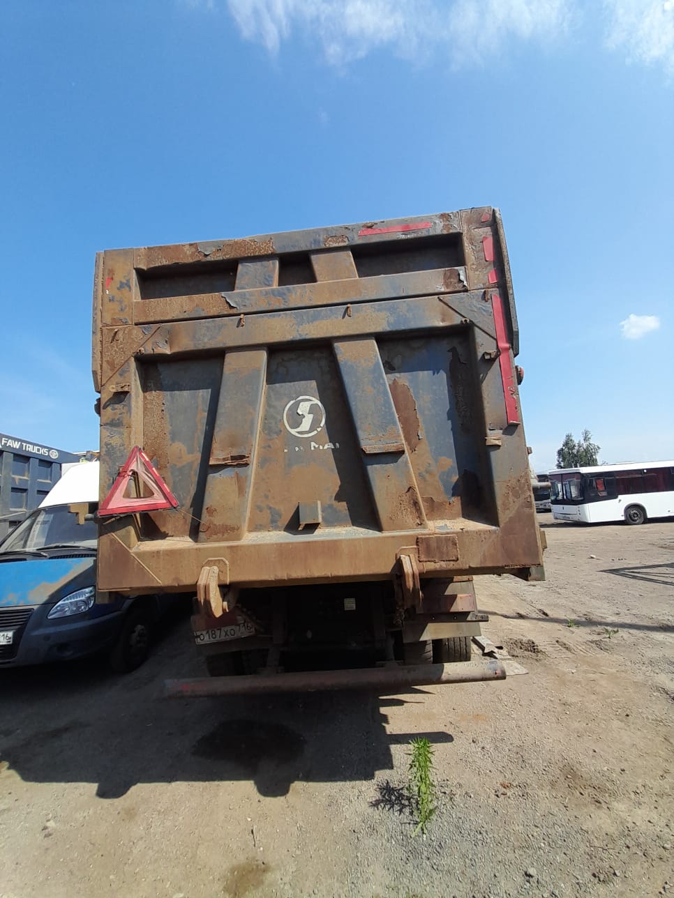 Shacman (Shaanxi) SX* 8x4 Самосвал 2023 г. - фото 6