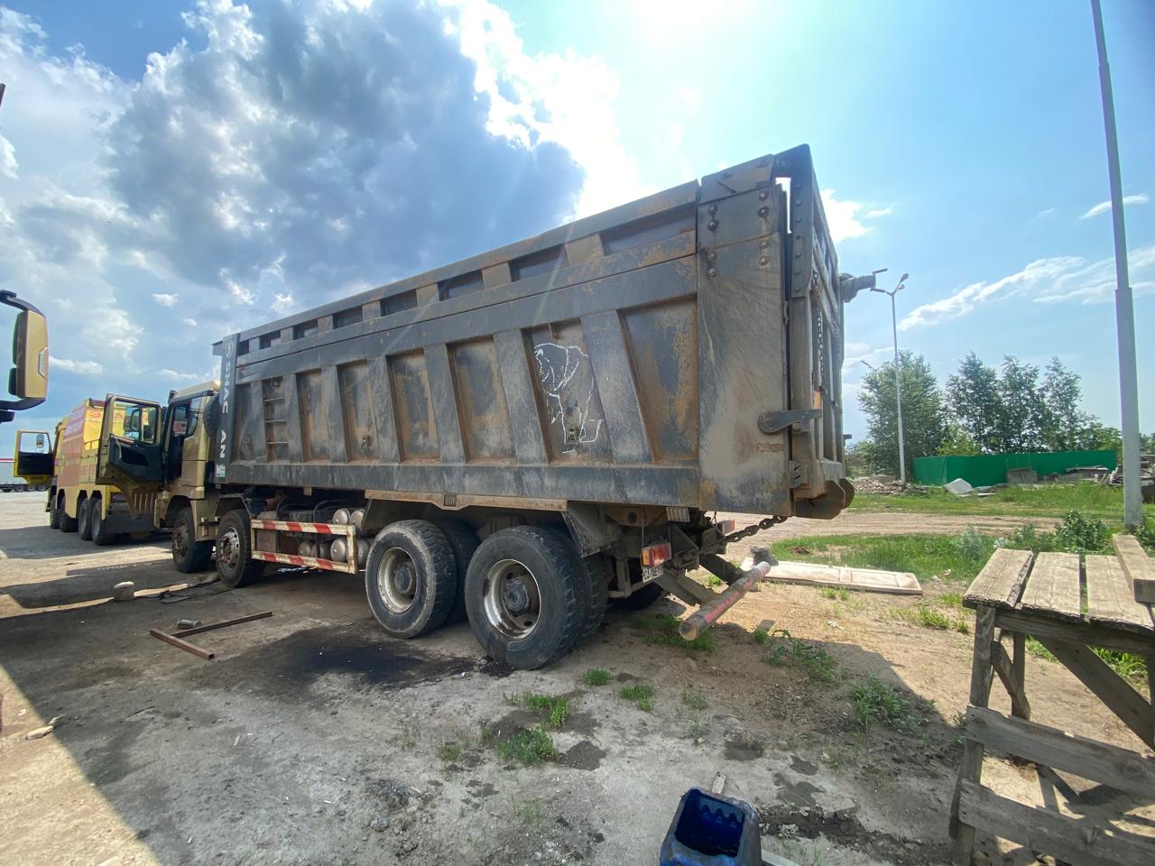 Shacman (Shaanxi) SX* 8x4 Самосвал 2023 г. - фото 4