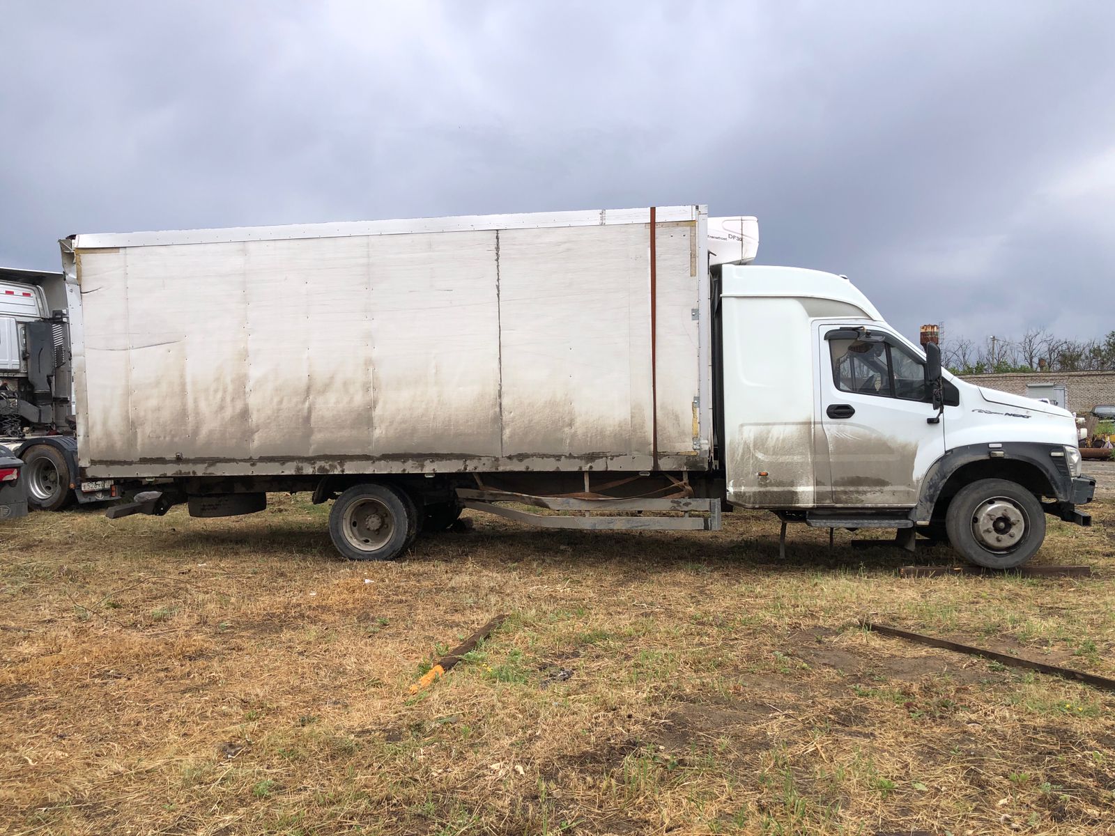 АвтоМаш 2824* на шасси GAZ GAZON NEXT Изотермический/рефрижератор_не актуально 2020 г. - фото 5