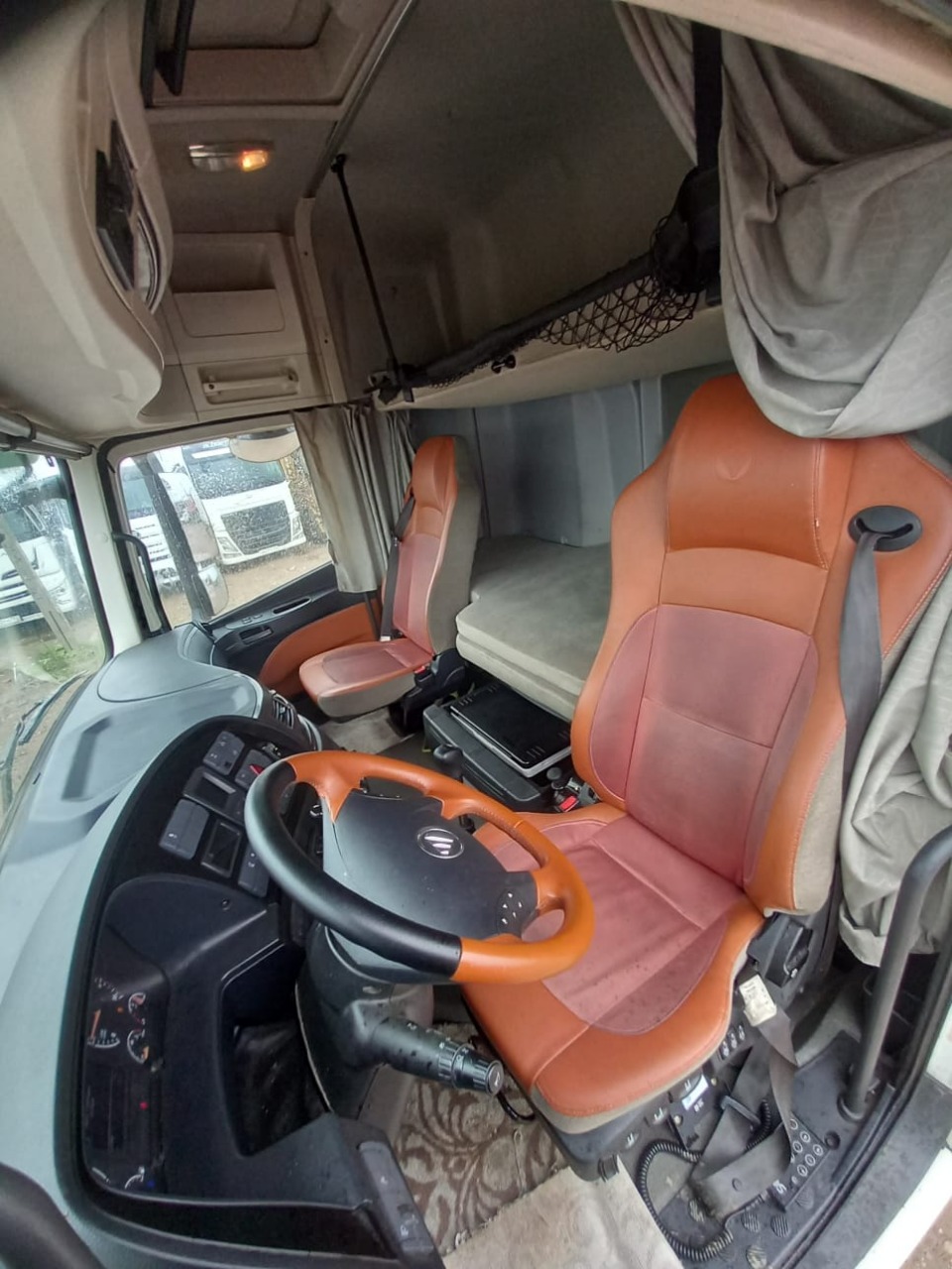 Foton AUMAN 4x2 Седельный тягач 2023 г. - фото 7