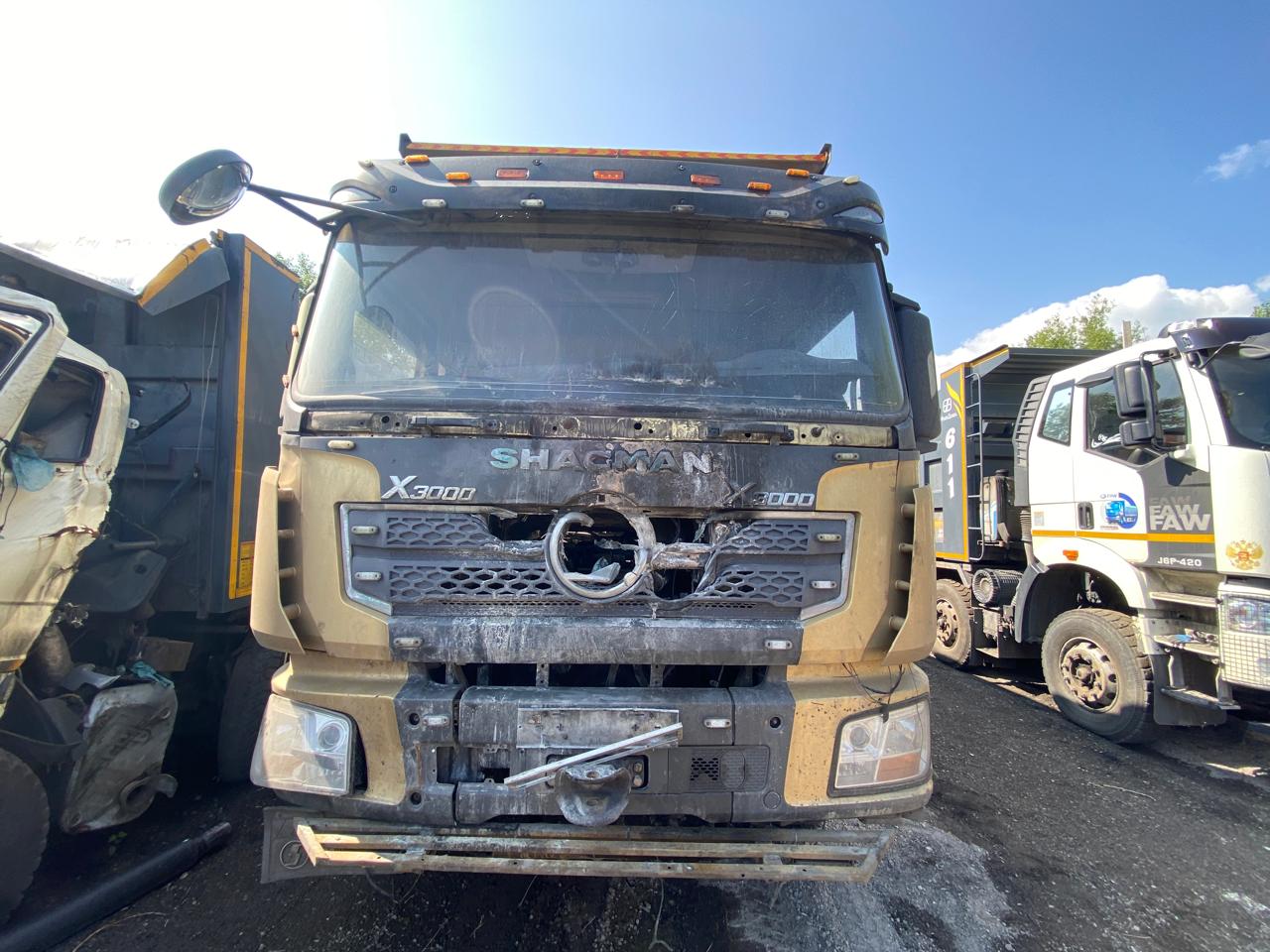 Shacman (Shaanxi) SX* 8x4 Самосвал 2022 г.