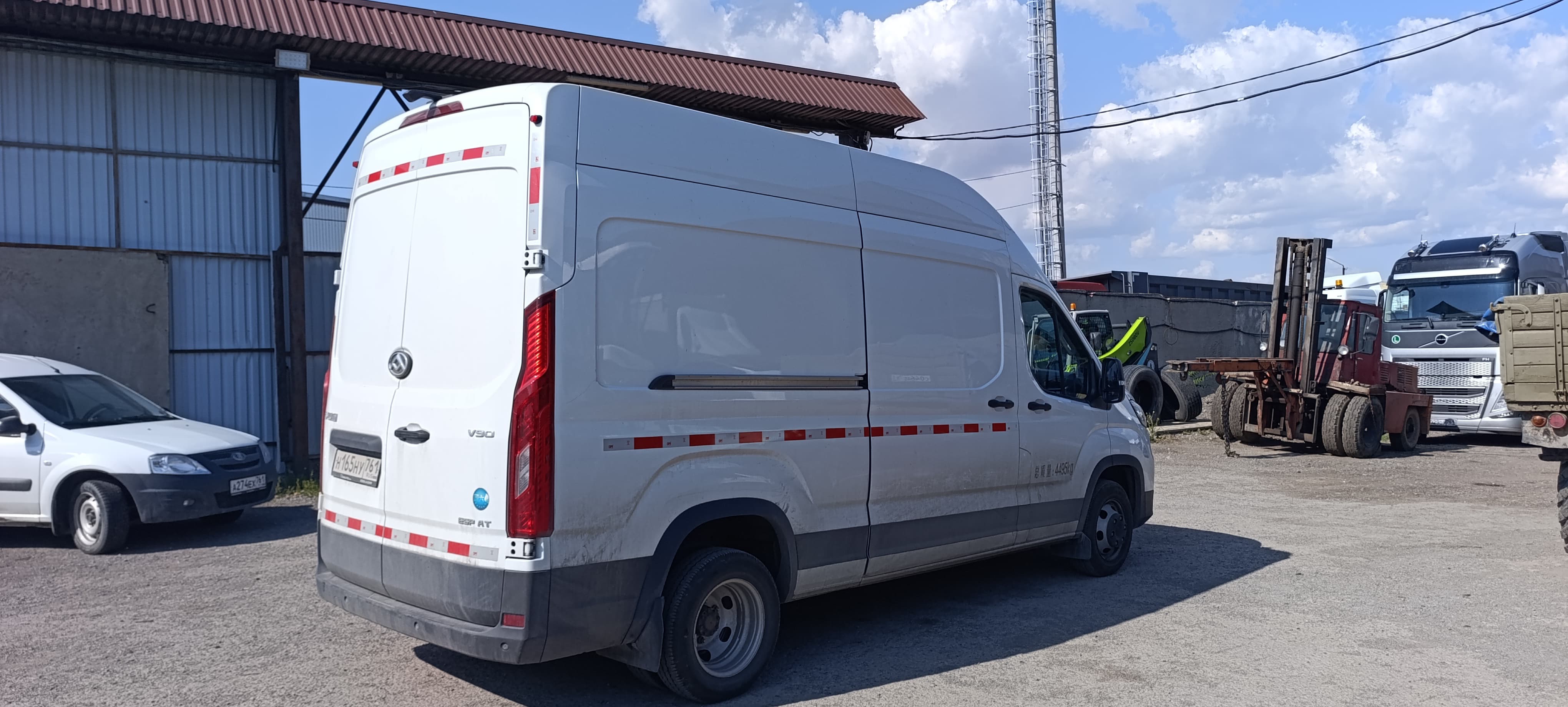 Maxus V90 Цельнометаллический (кат. C) 2023 г. - фото 6